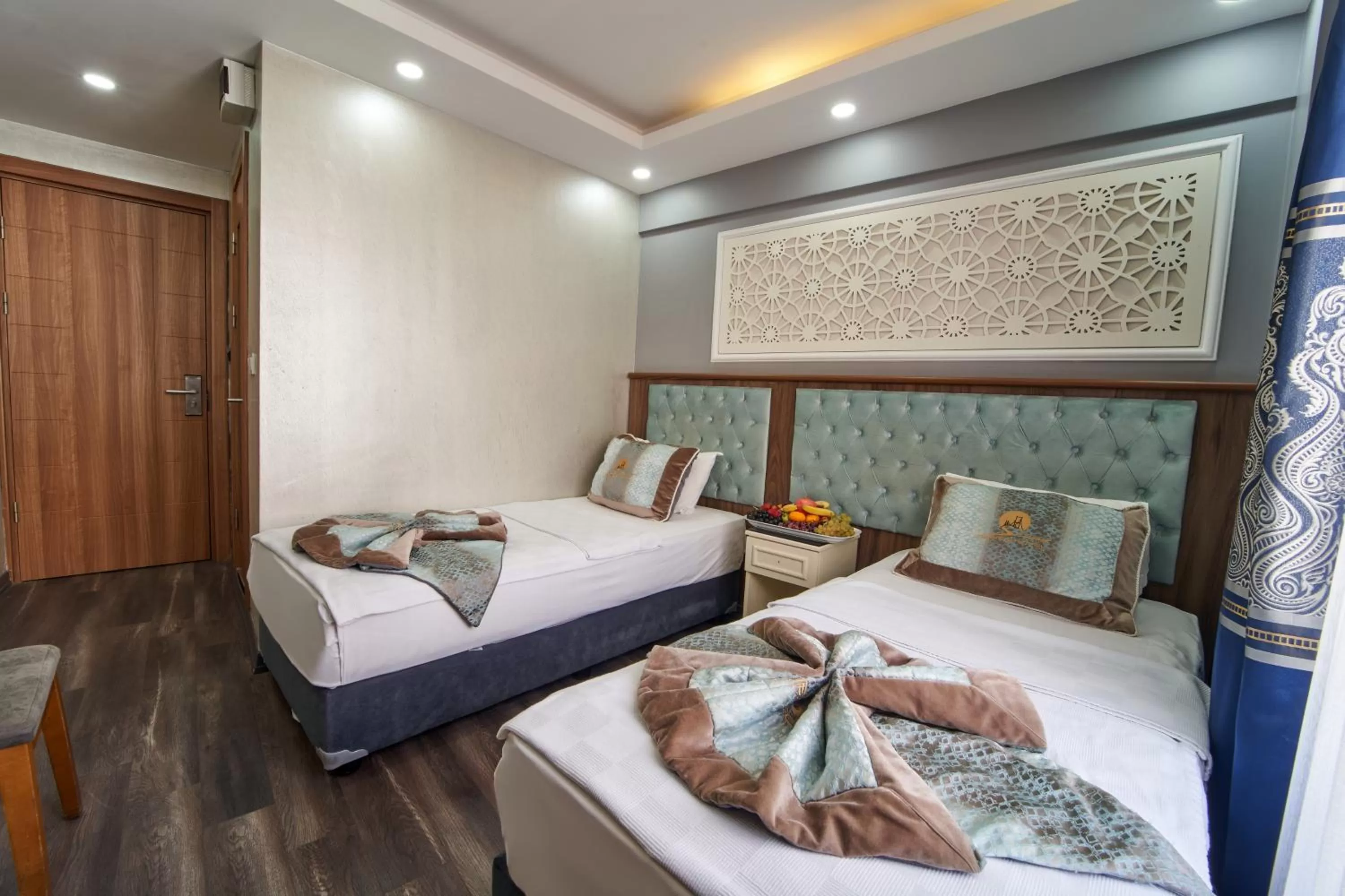 Bed in Istanbul Sirkeci Hotel