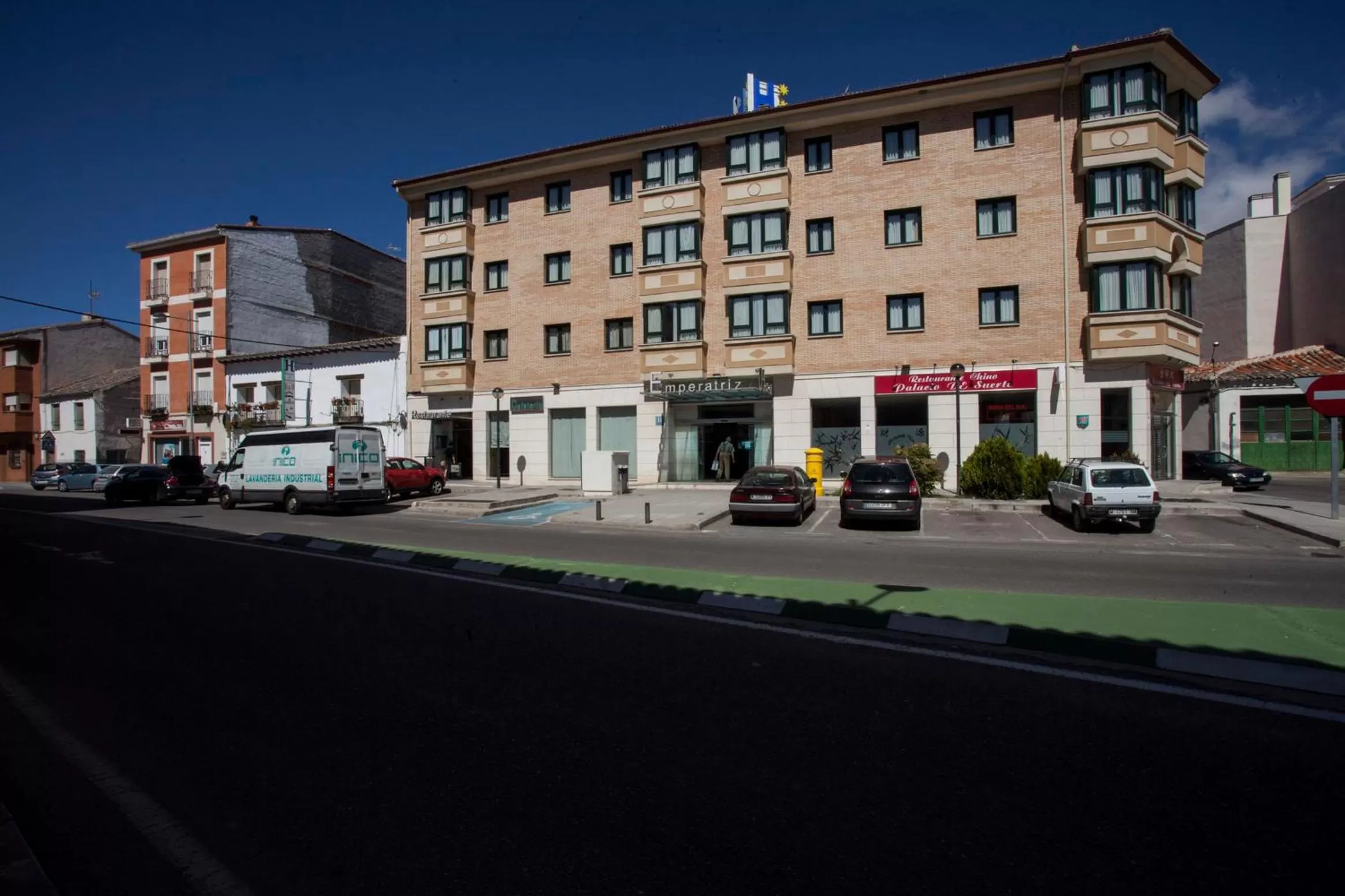 Property building in Hotel Puerta de Ocaña
