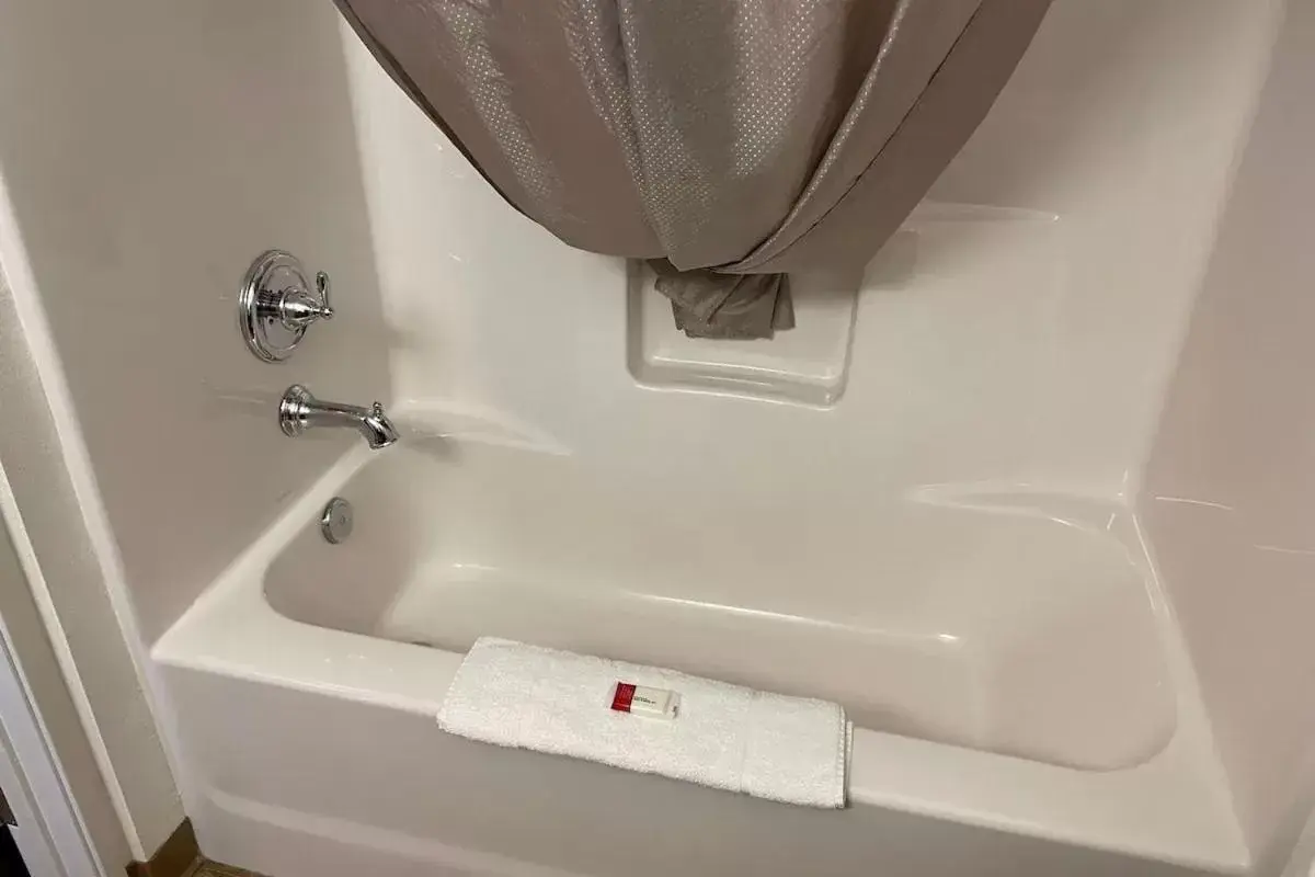 Studio Suite with One Queen Bed, One Twin Bed and Kitchenette, Non-Smoking in Baymont by Wyndham Williston Studio Suite with One Queen Bed, One Twin Bed and Kitchenette, Non-Smoking in Baymont by Wyndham Williston