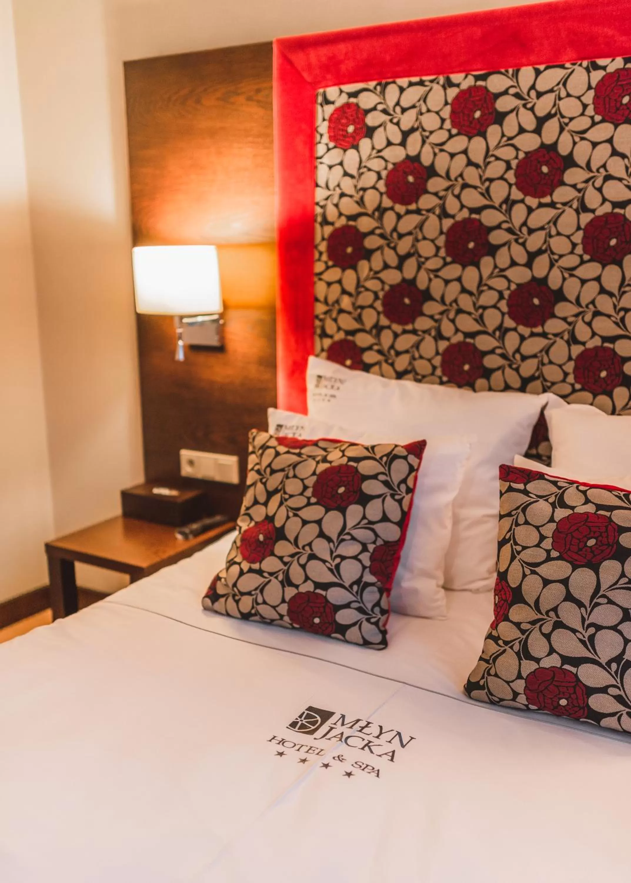 Bed in Młyn Jacka Hotel & Spa