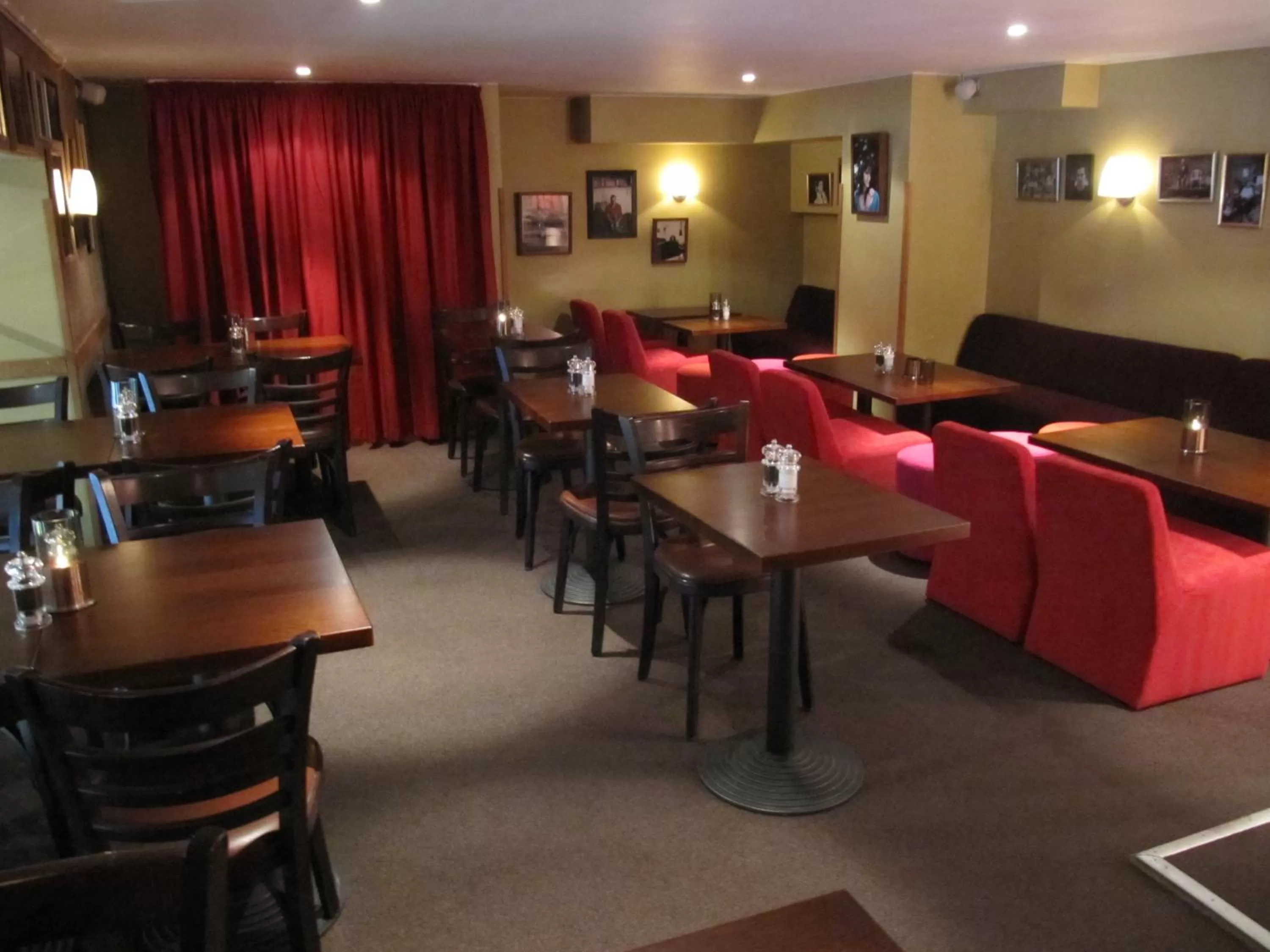 Lounge or bar in Hotel Rival