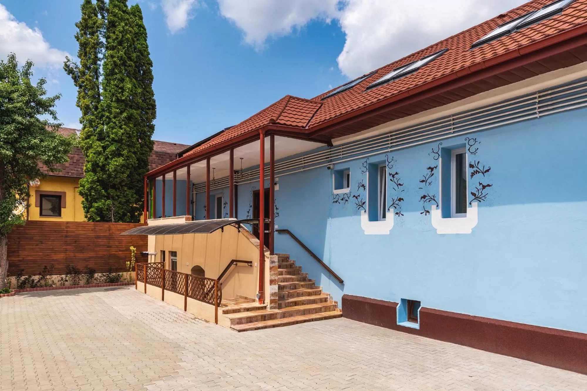 Patio in Nikolas Haus Premium Historic Center Stay & Free Parking