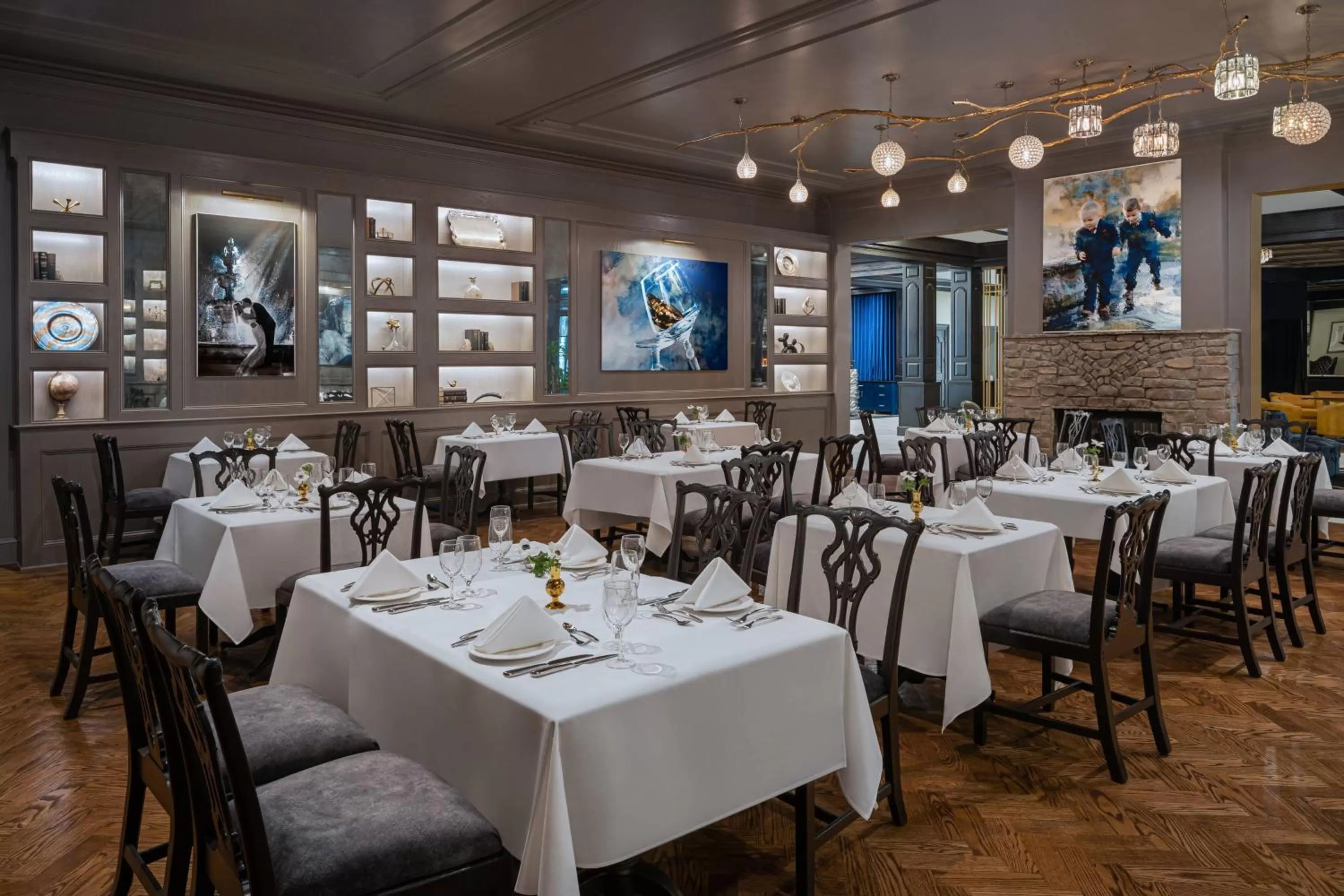 Restaurant/places to eat in The Drake Oak Brook, Autograph Collection