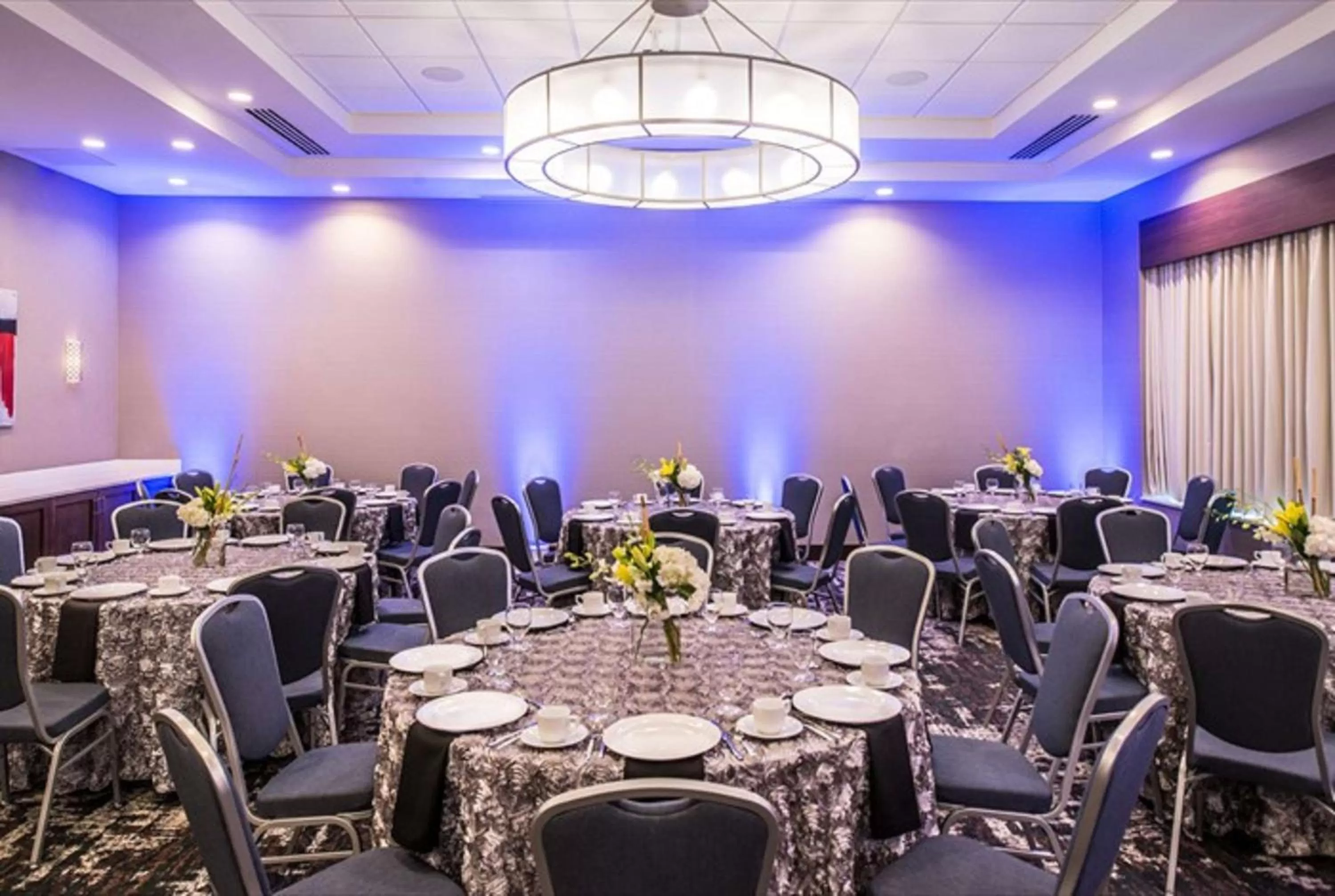 Meeting/conference room in Hilton Garden Inn Little Rock Downtown