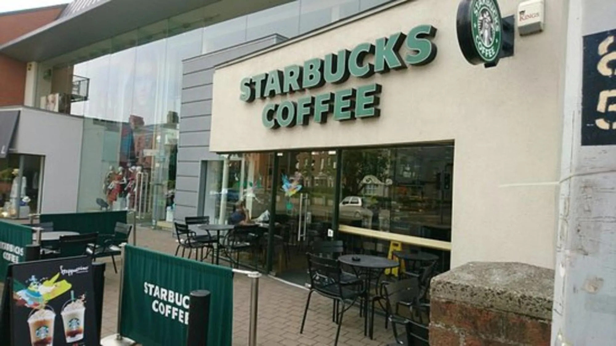 Restaurant/places to eat in Cordia Serviced Apartments - Free on-site parking