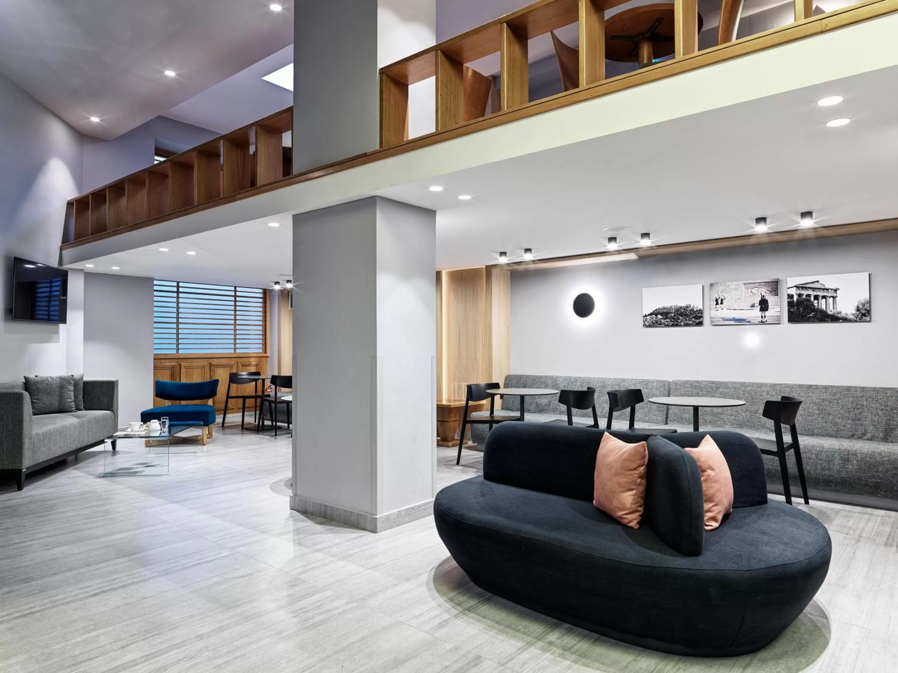 Lobby or reception in Hotel Achilleas