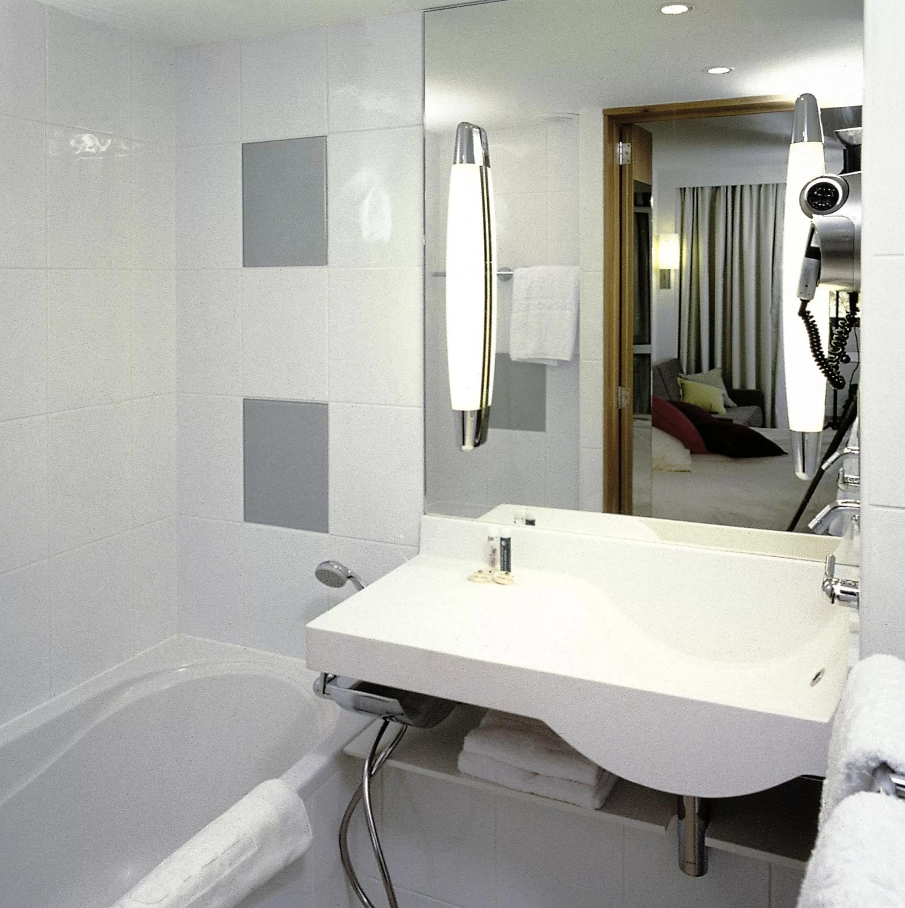 Bathroom in Novotel Brussels Airport