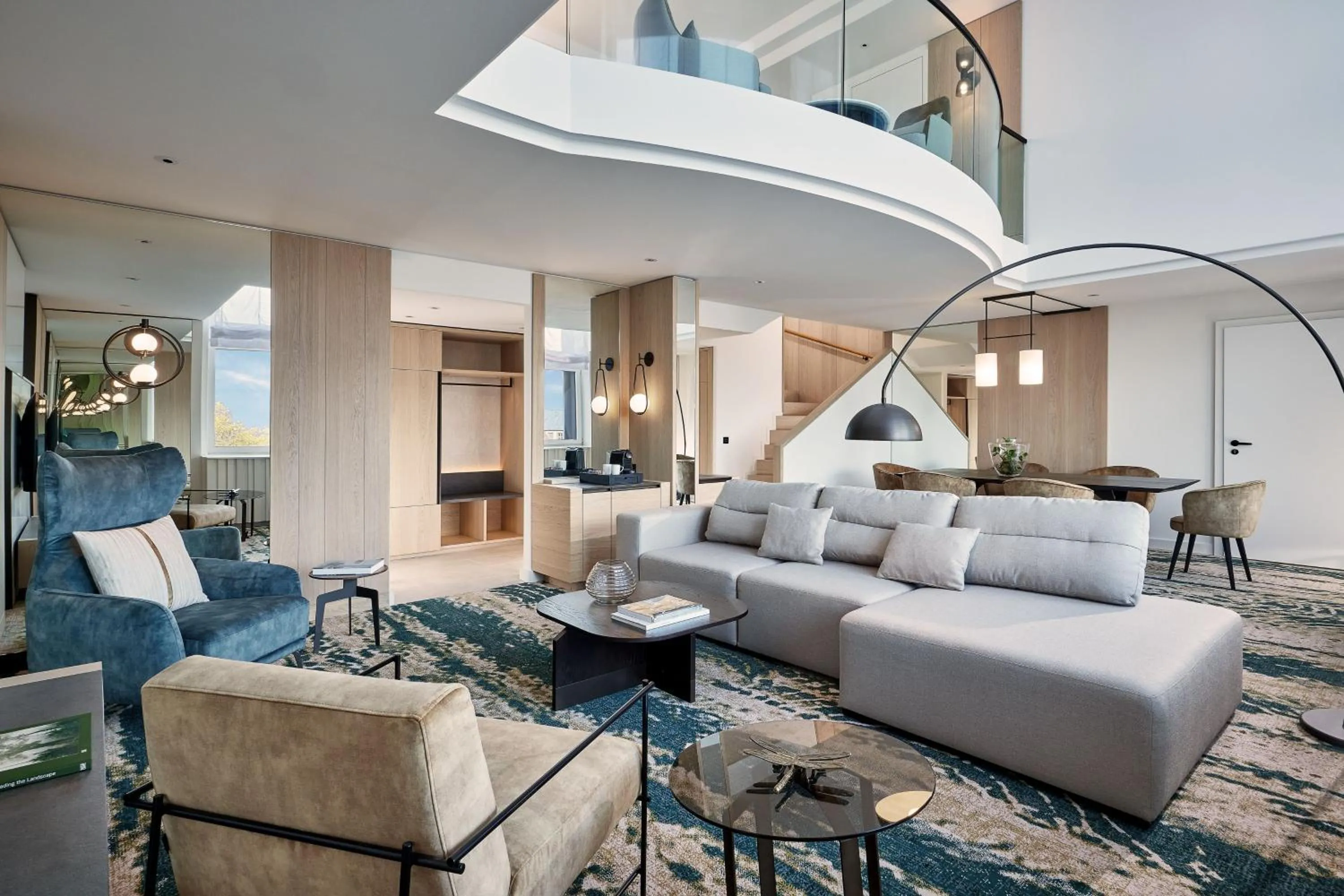 Photo of the whole room in The Westin Grand Frankfurt