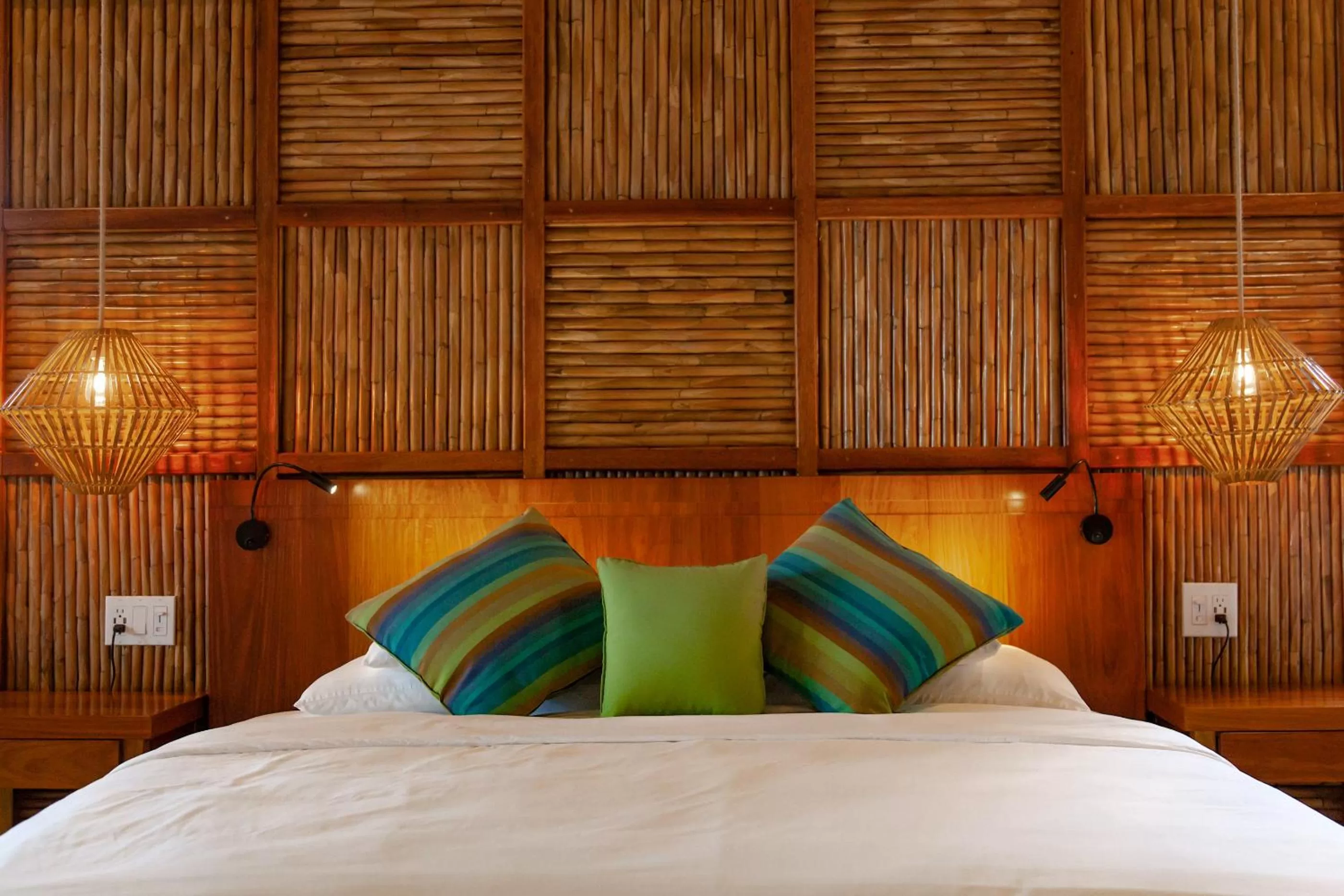 Bedroom, Bed in Sleeping Giant Rainforest Lodge
