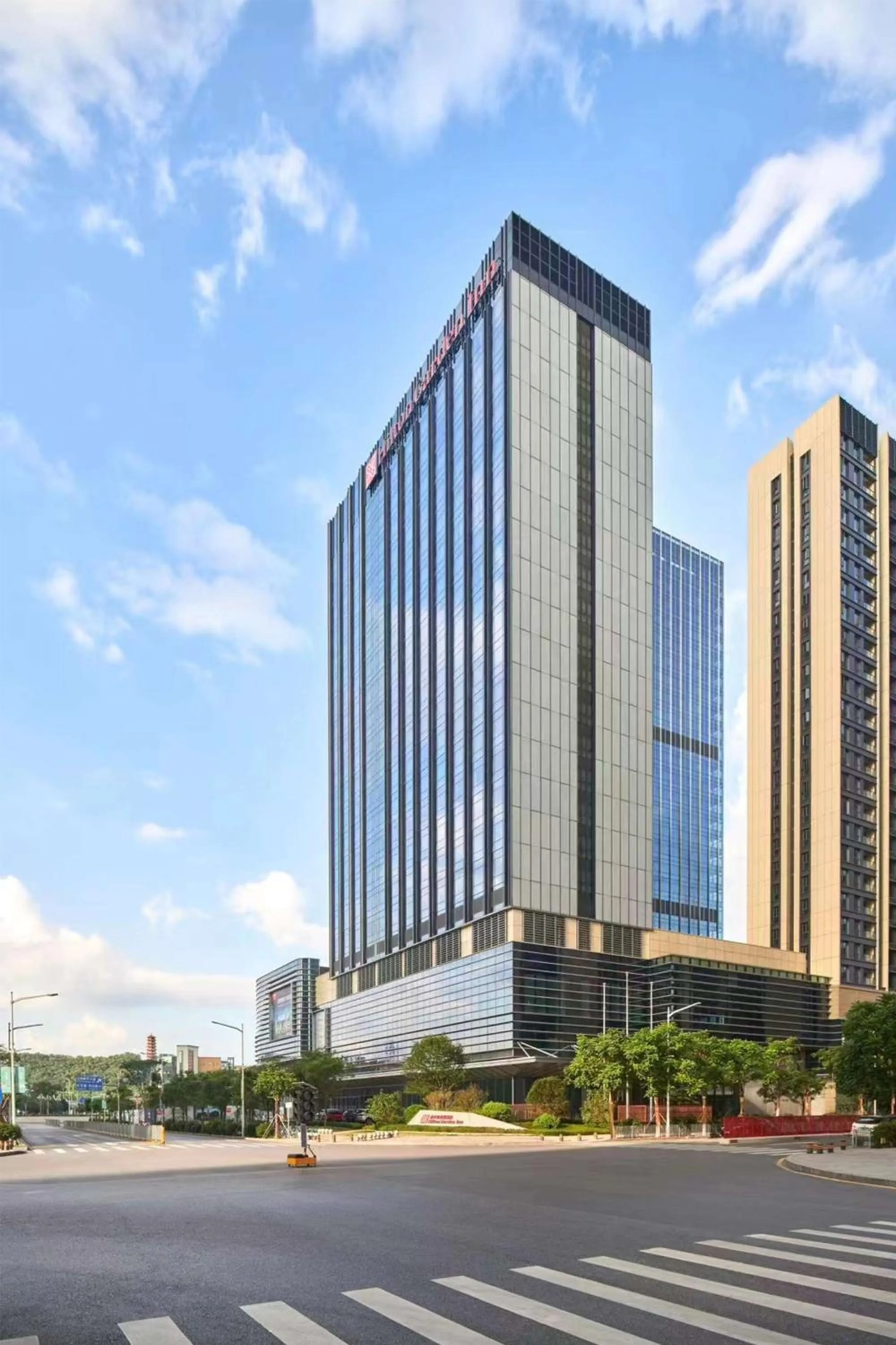 Property building in Hilton Garden Inn Shenzhen Guangming
