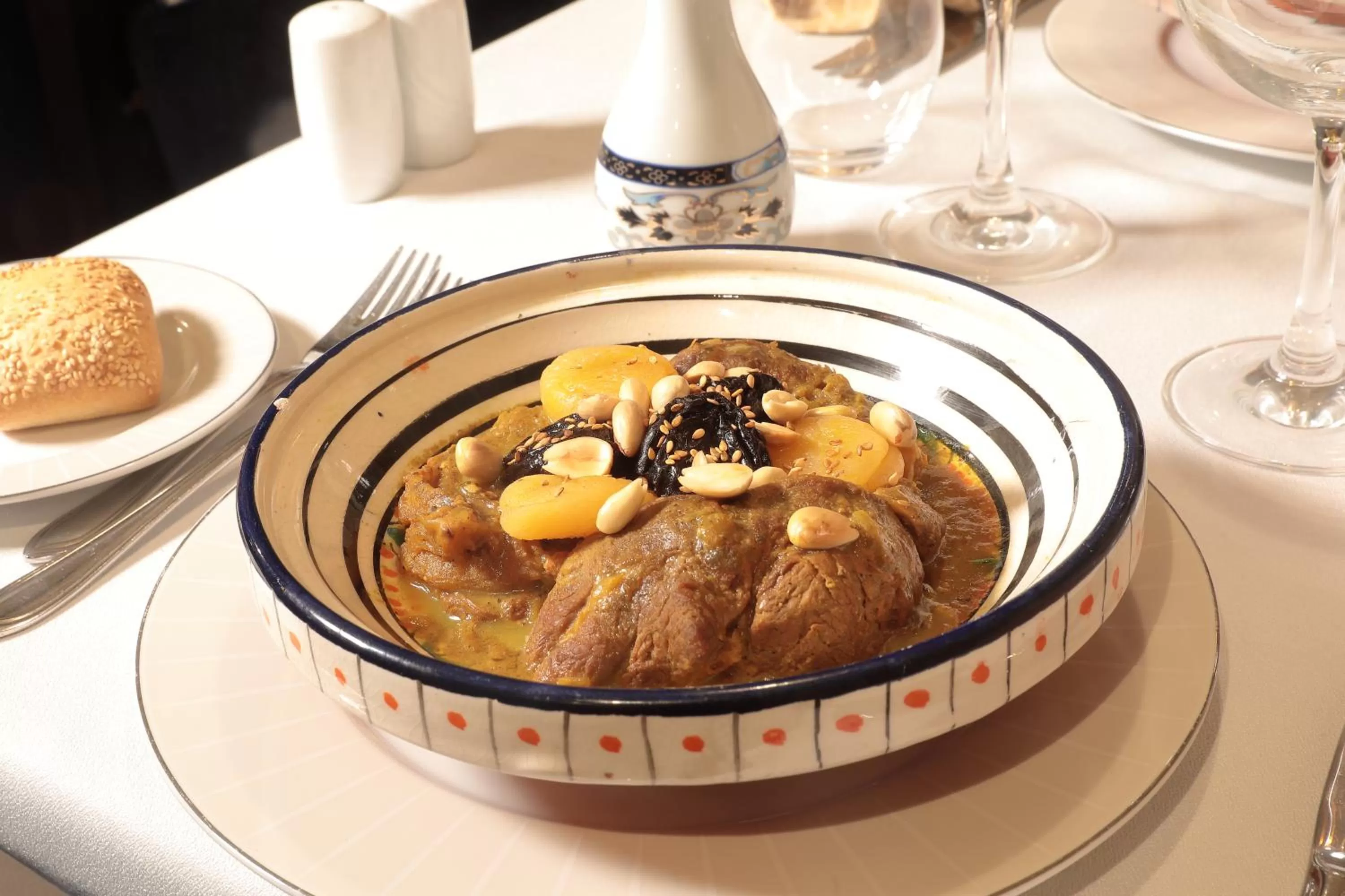 Food and drinks in Le Palace d'Anfa