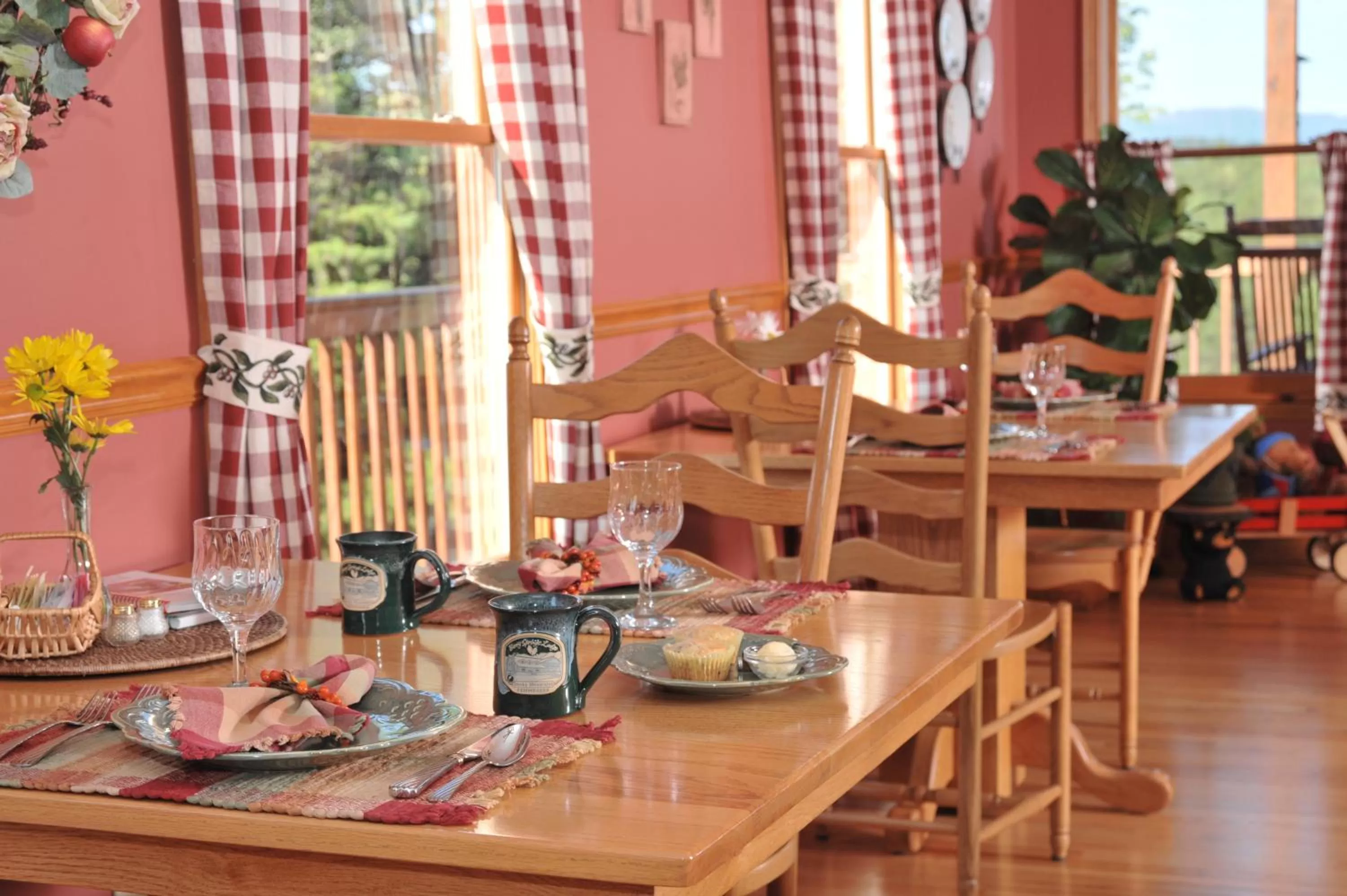 Restaurant/Places to Eat in Berry Springs Lodge