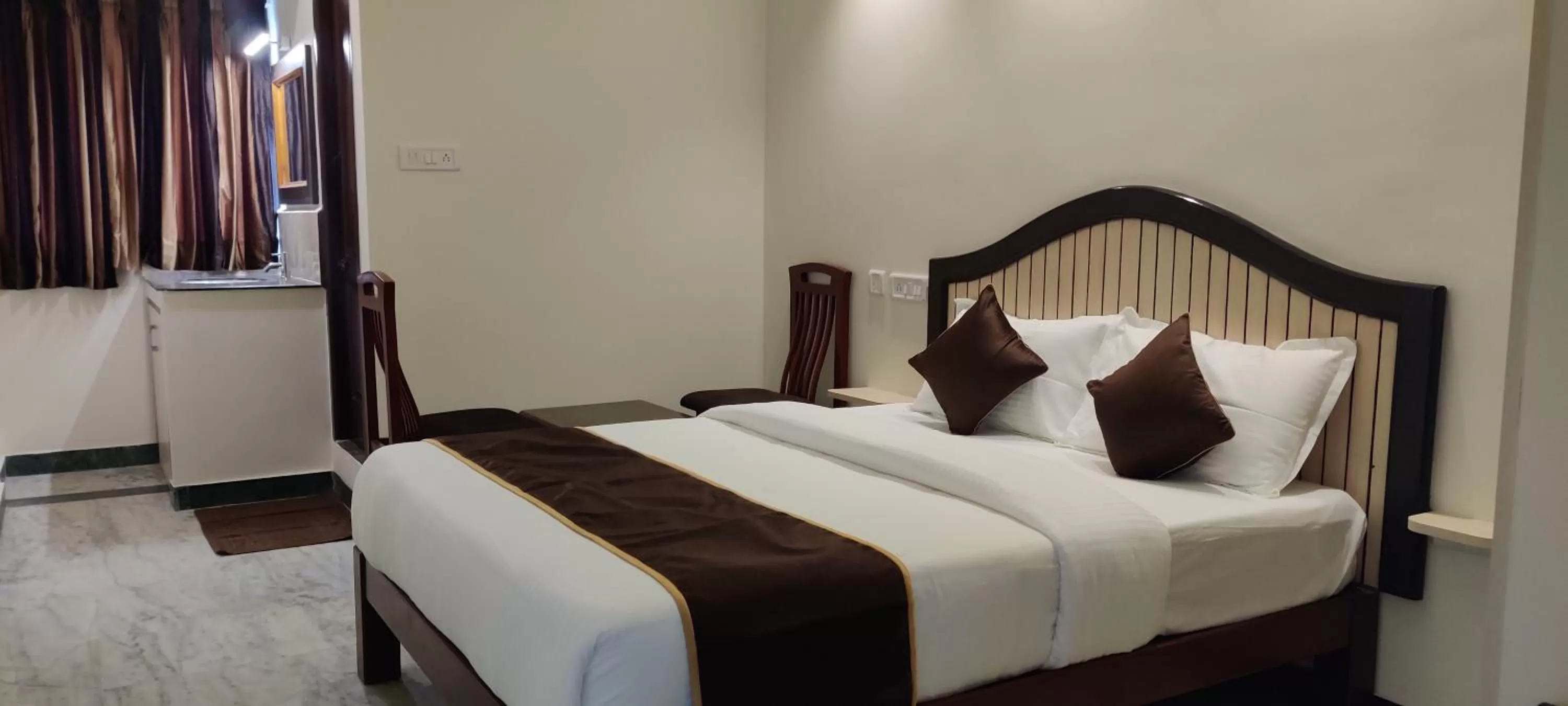 Bed in Rmc travellers inn