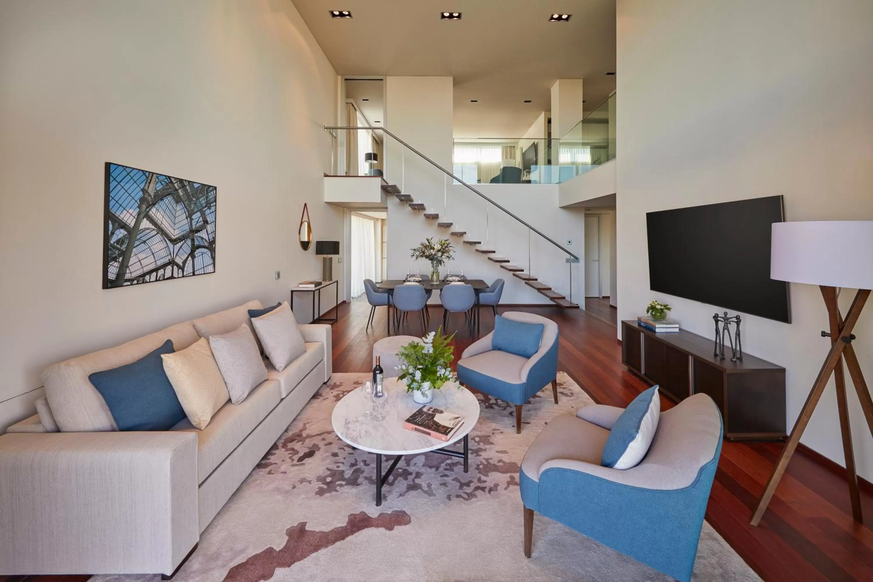 TV and multimedia in Hyatt Regency Madrid Residences