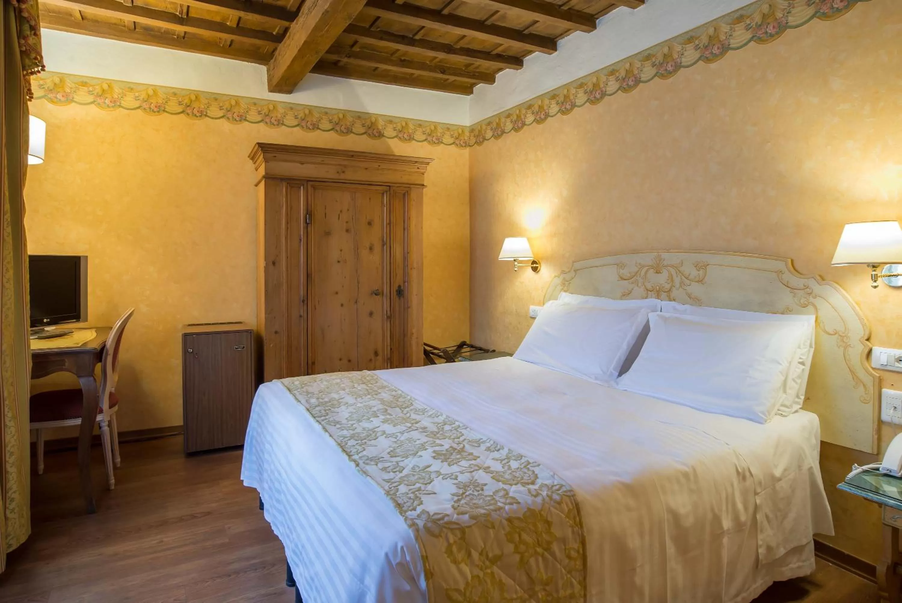 Photo of the whole room, Bed in Hotel Atlantic Palace