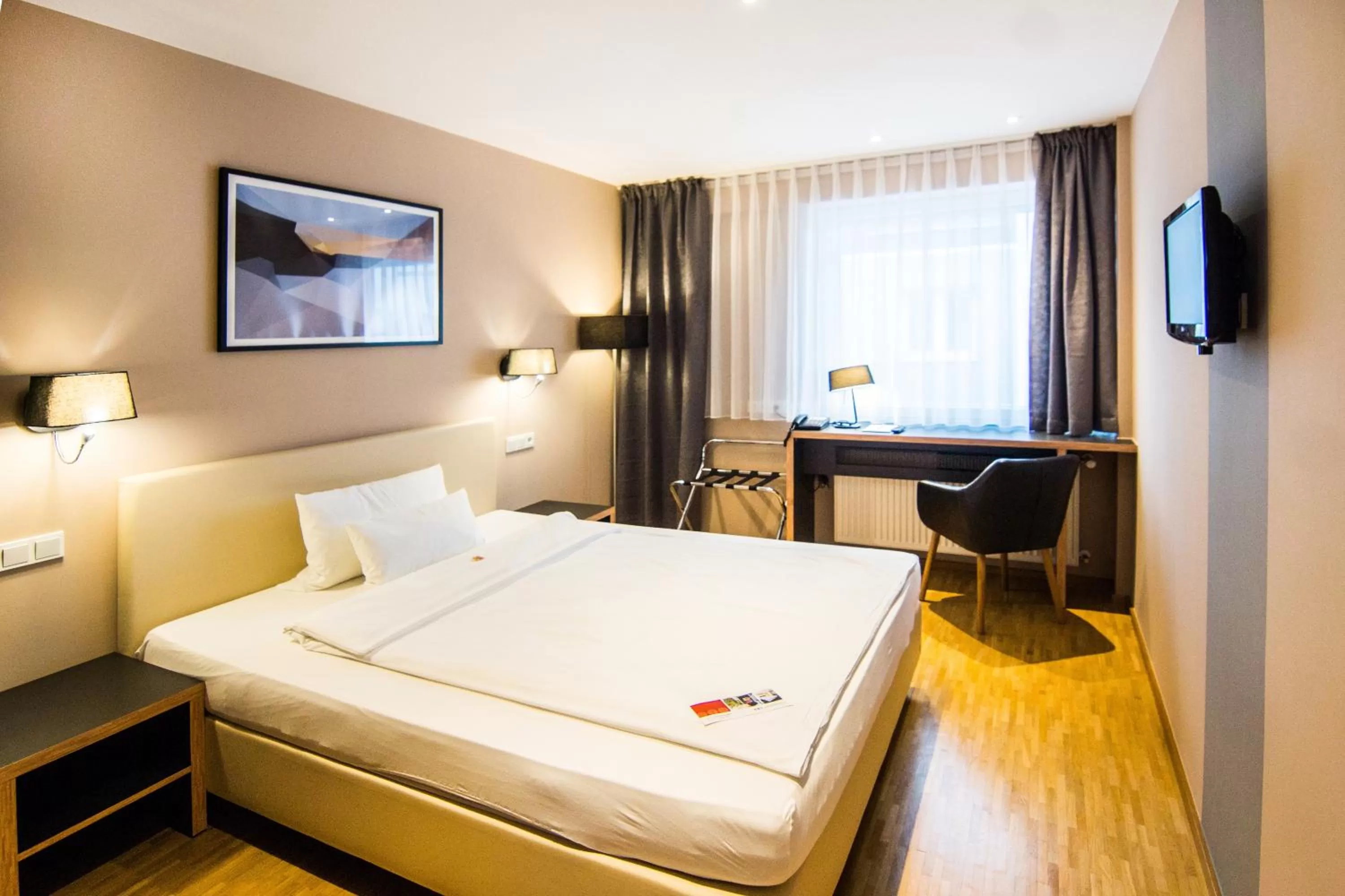 Bedroom, Bed in zeitwohnhaus SUITE-HOTEL & SERVICED APARTMENTS