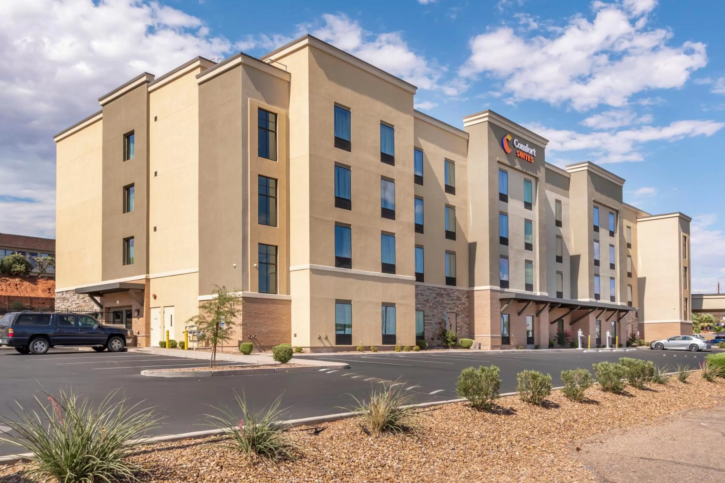 Property building in Comfort Suites St George - University Area