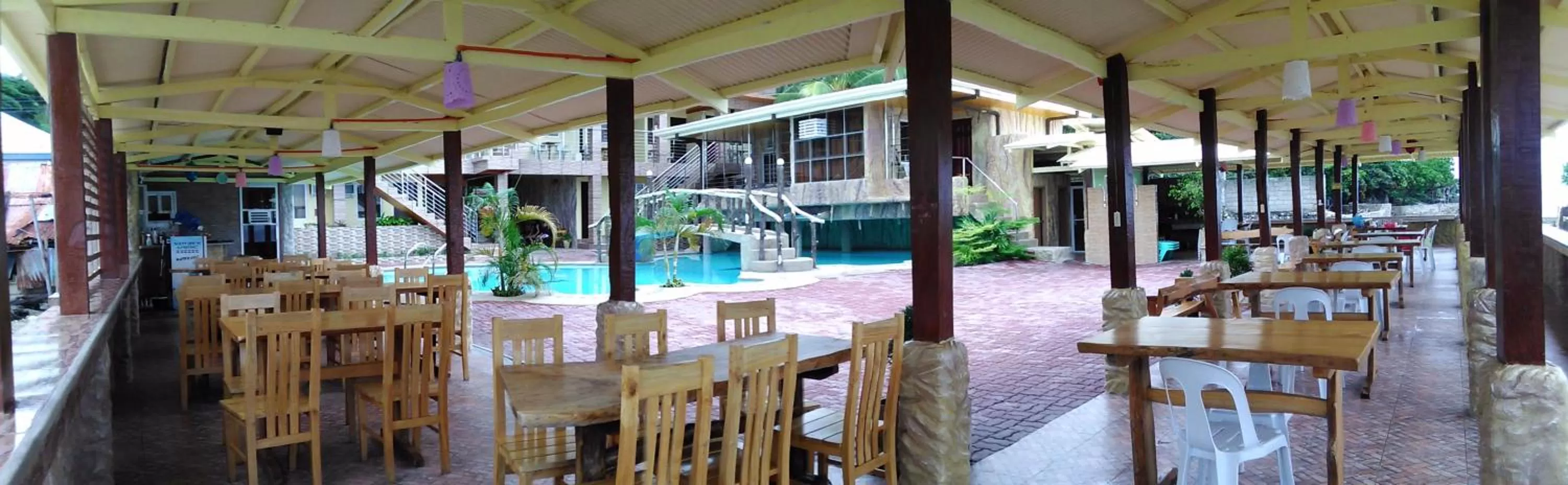 Restaurant/places to eat in Ging-Ging Hotel And Resort