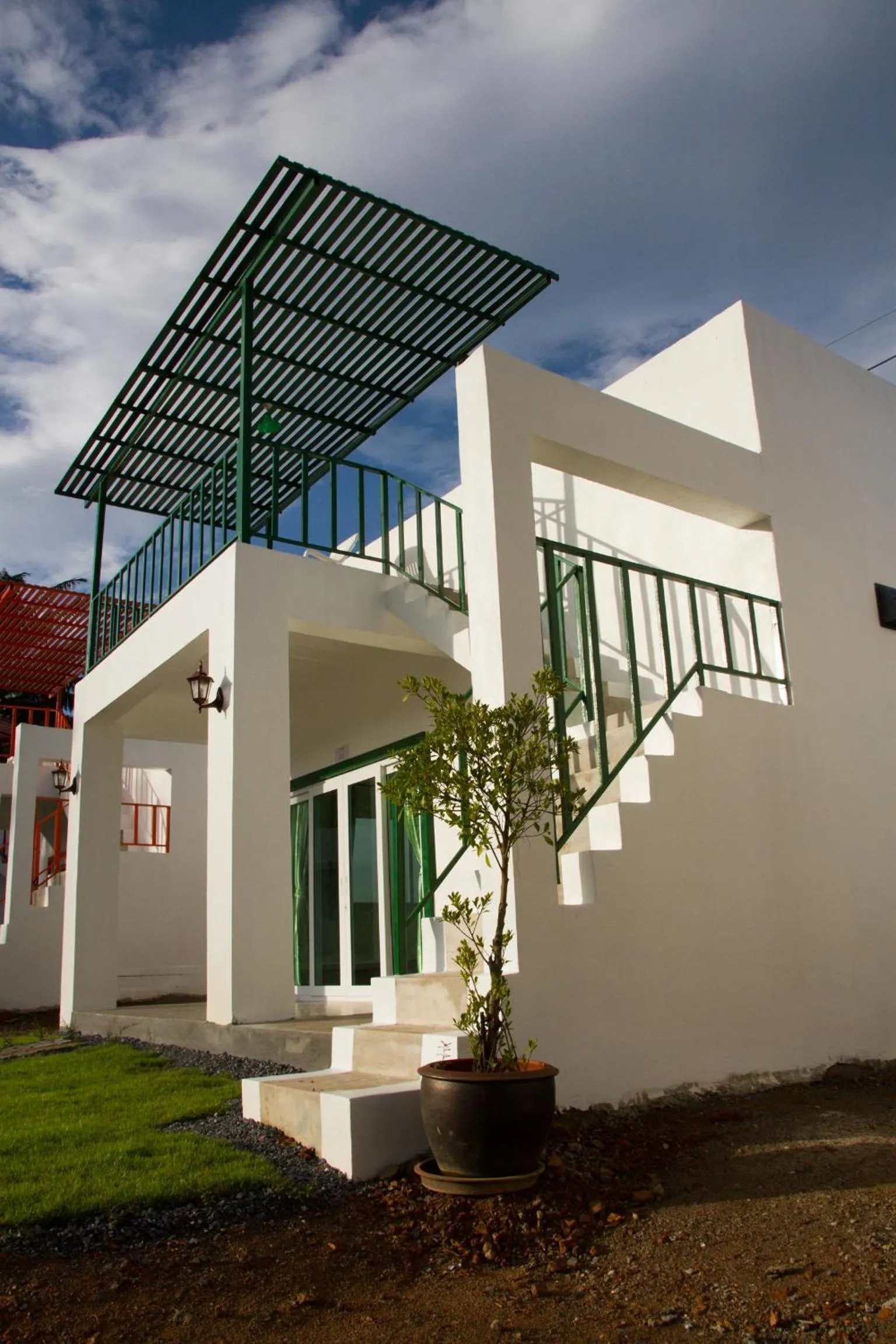 Property building in KeereeLay