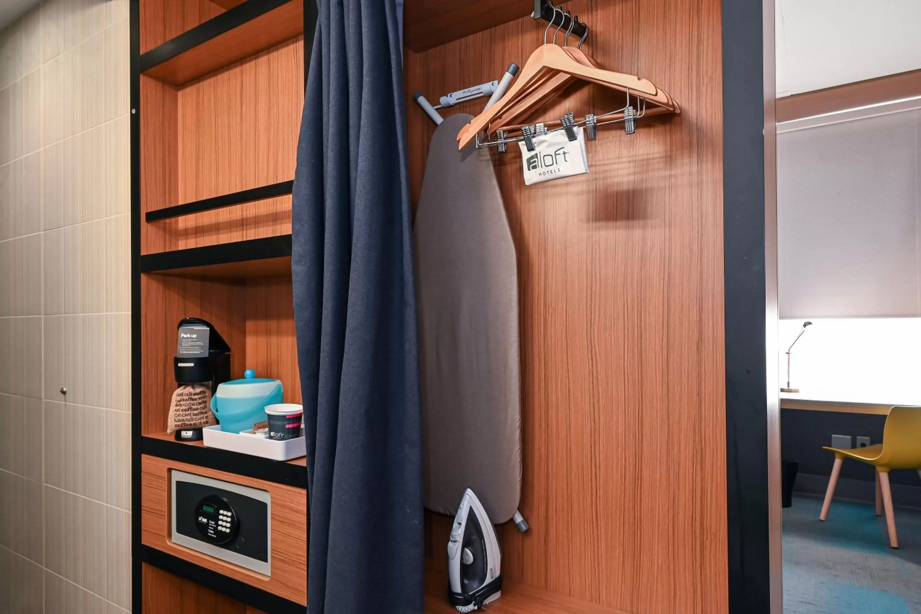 furniture in Aloft Chesapeake