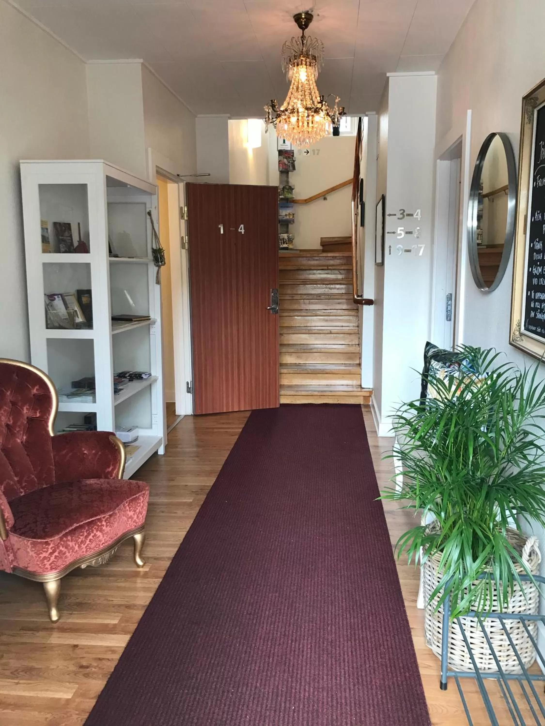 Decorative detail in Järnvägshotellet B&B Skara