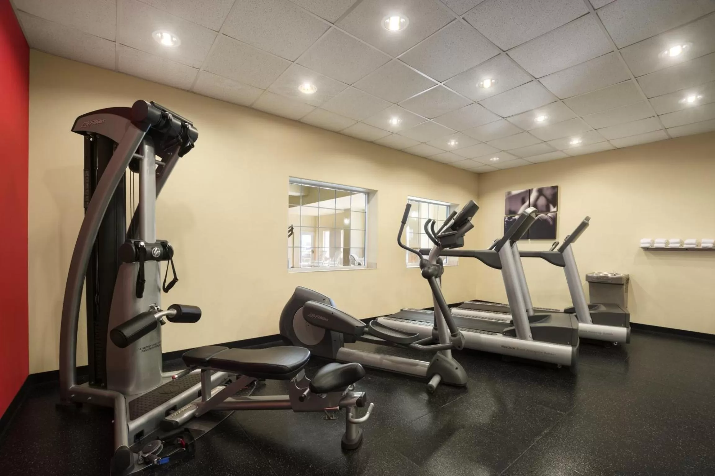 Fitness centre/facilities in Country Inn & Suites by Radisson, Oklahoma City - Quail Springs, OK