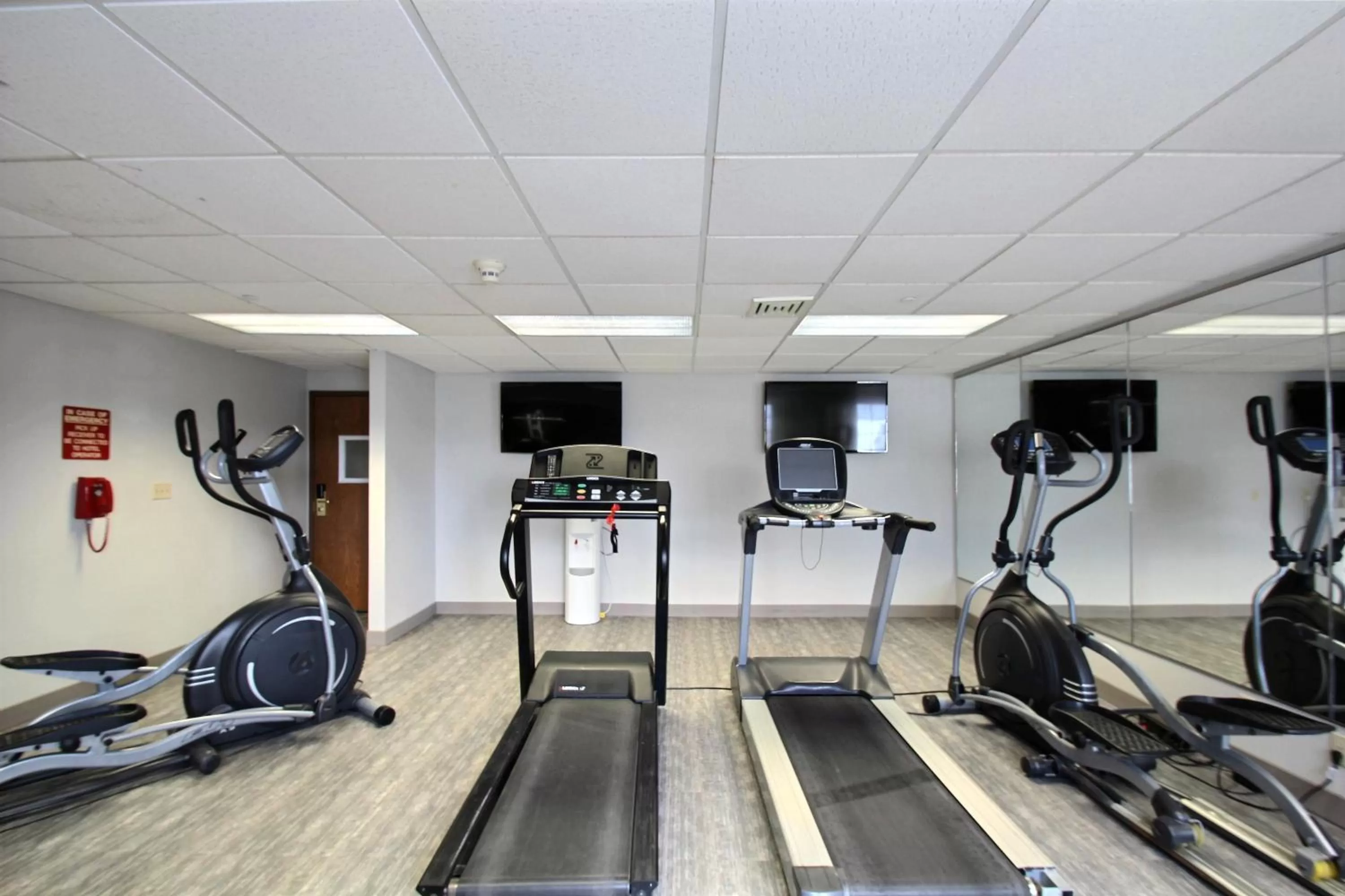 Fitness centre/facilities in Baymont by Wyndham Madison West/Middleton WI West