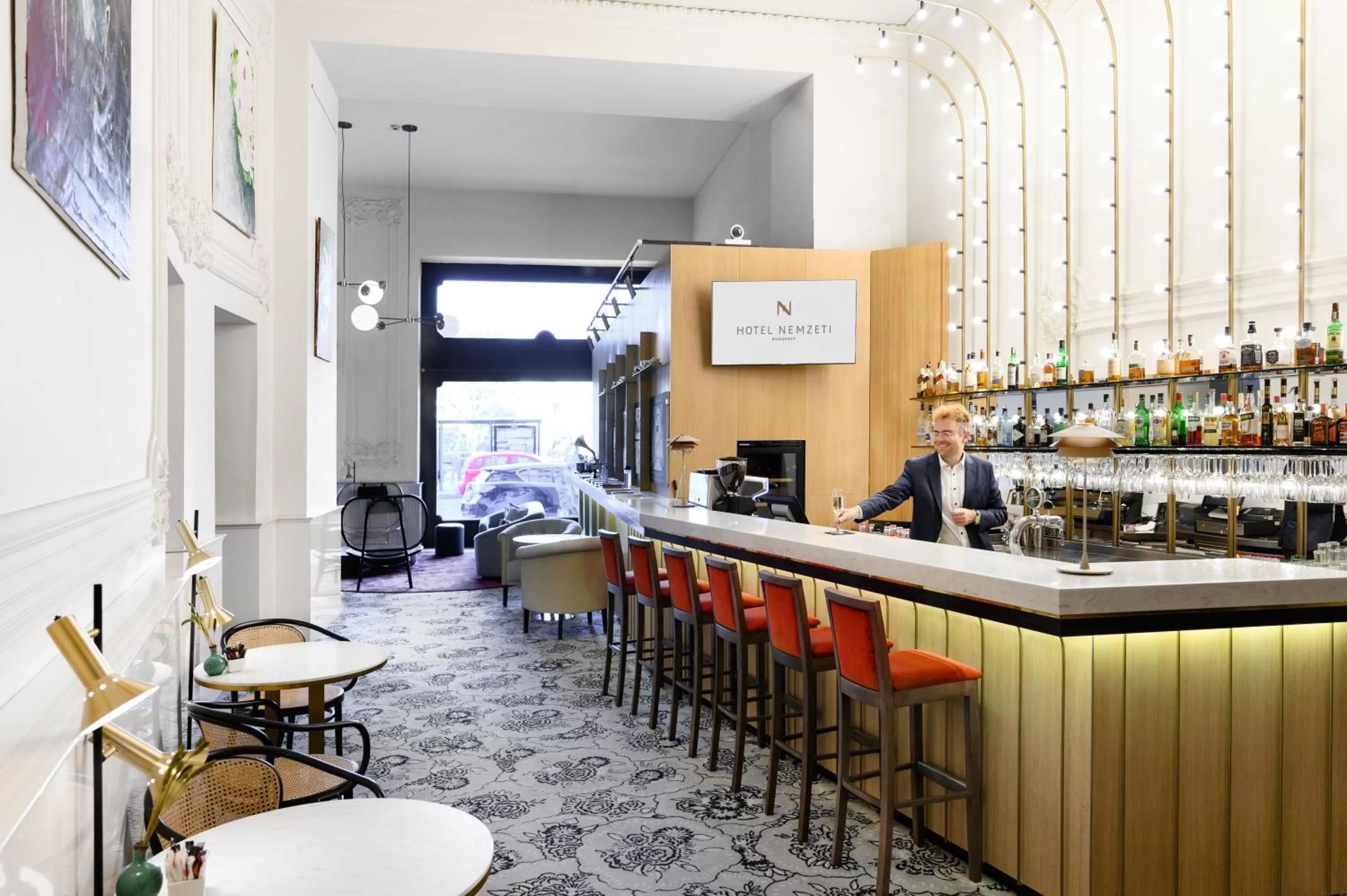 Lounge or bar in Nemzeti Hotel Budapest - MGallery Collection