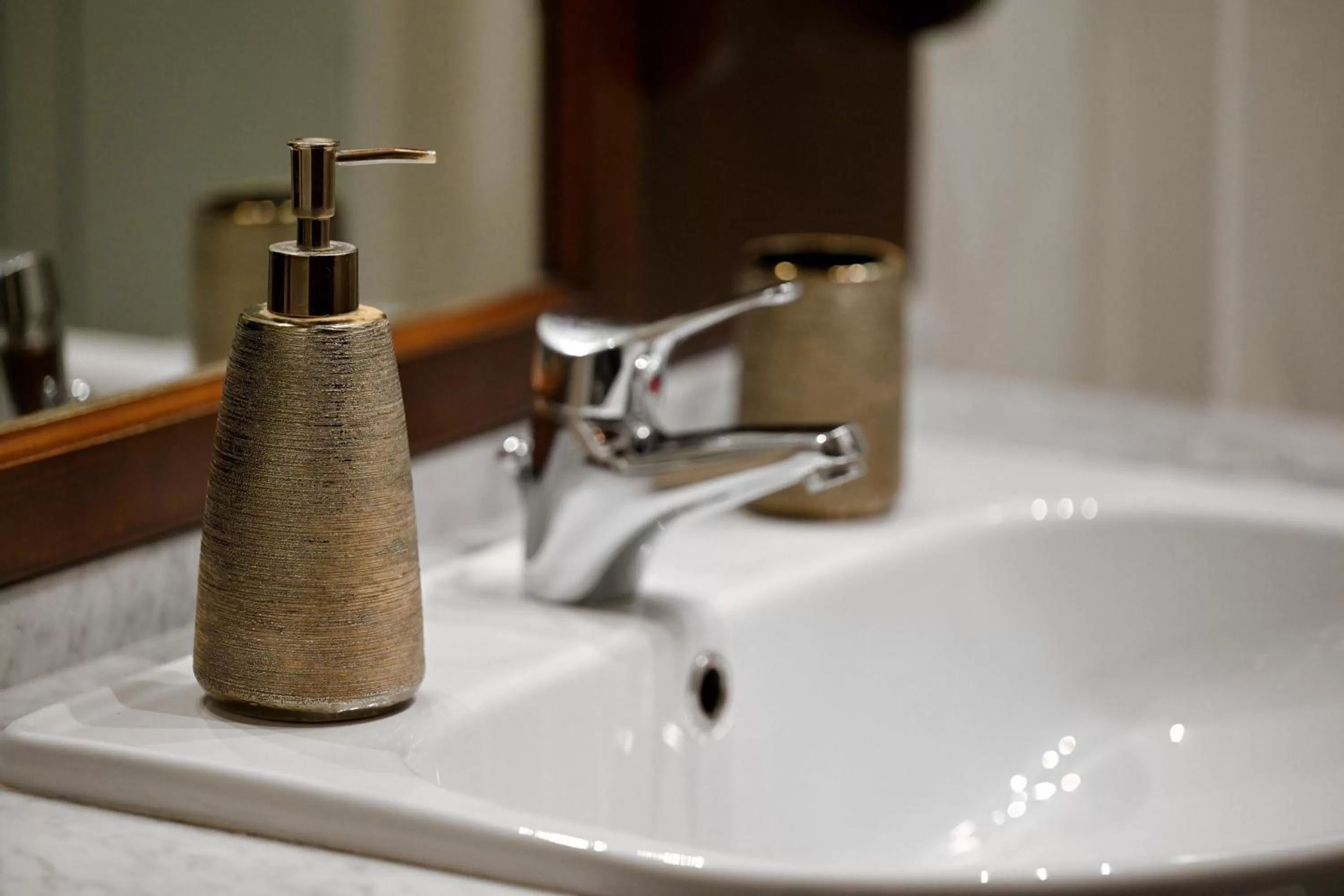 Bathroom in Vicolo dell'Aquila - Residenze Romanae