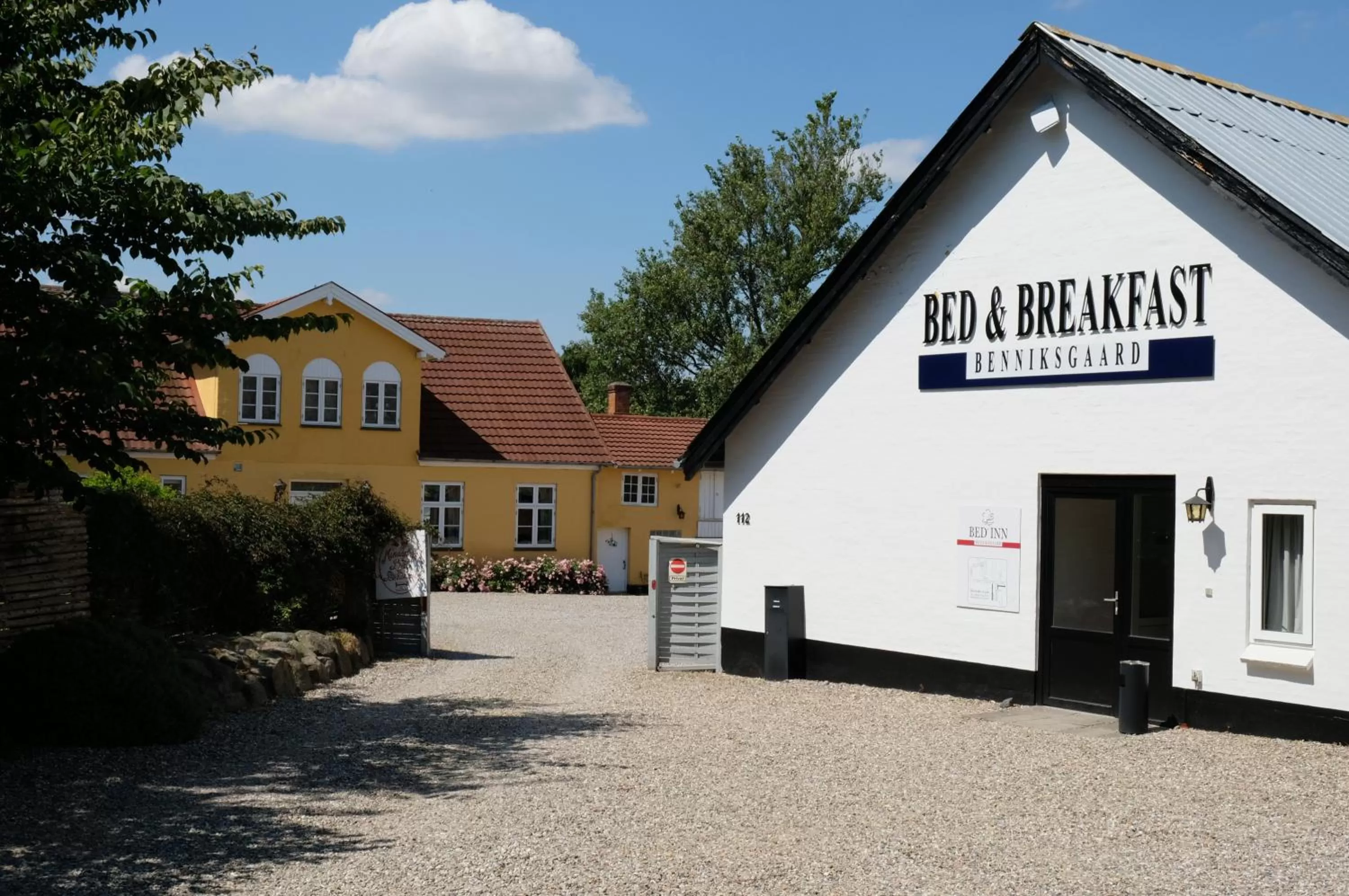 Facade/entrance, Property Building in Benniksgaard Bed & Breakfast