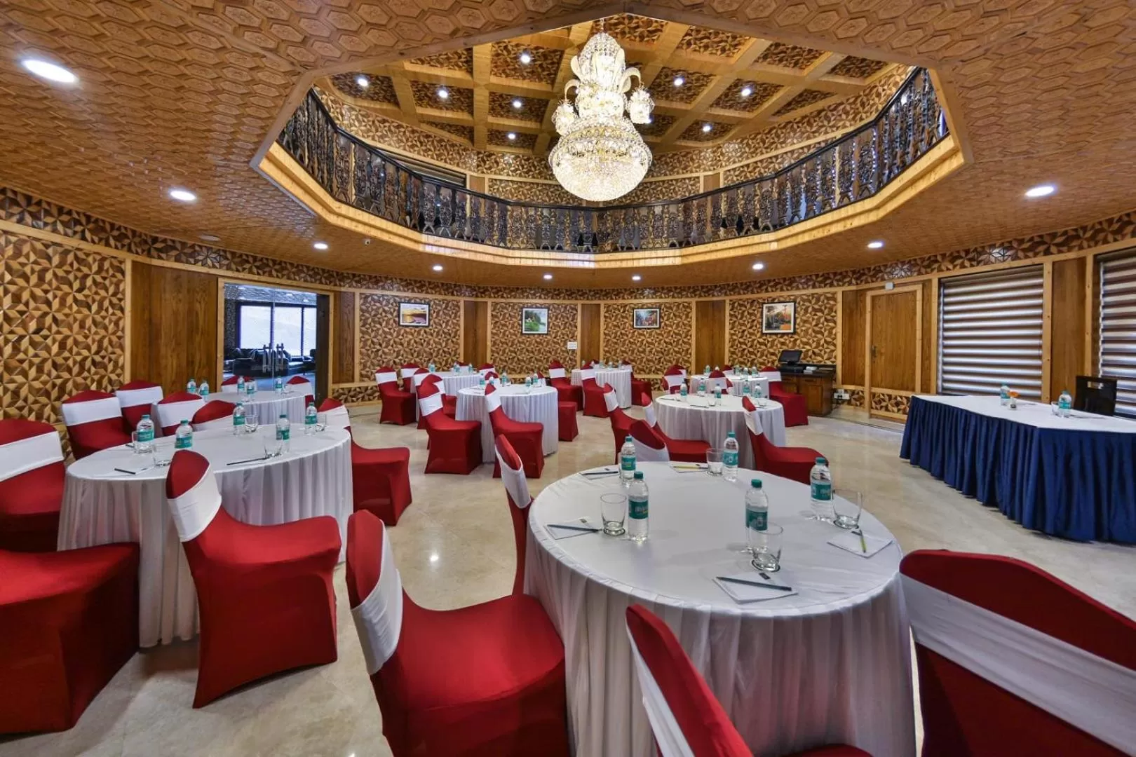 Banquet/Function facilities, Banquet Facilities in Royal Hillton Pahalgam