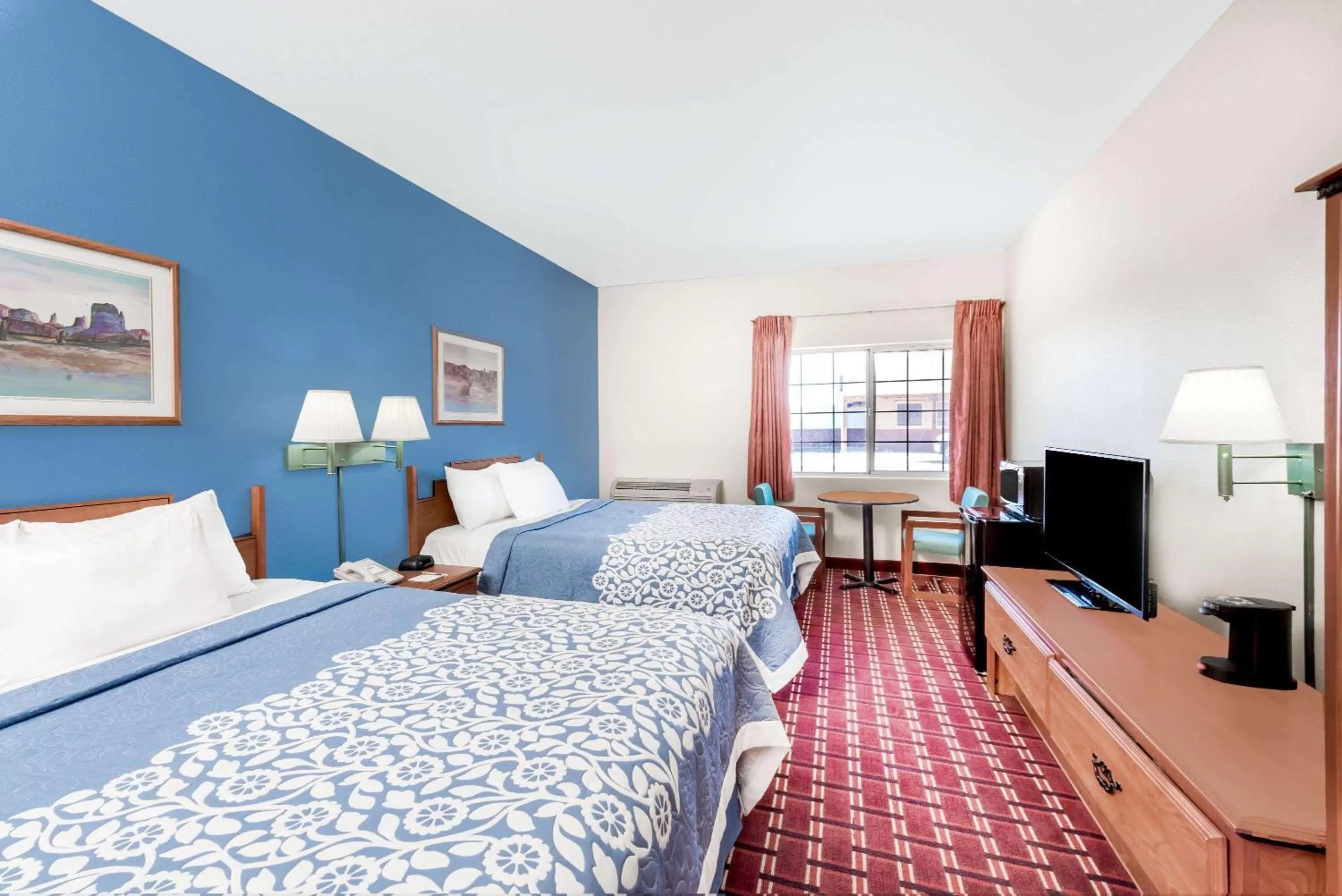Photo of the whole room, Bed in Days Inn & Suites by Wyndham Lordsburg