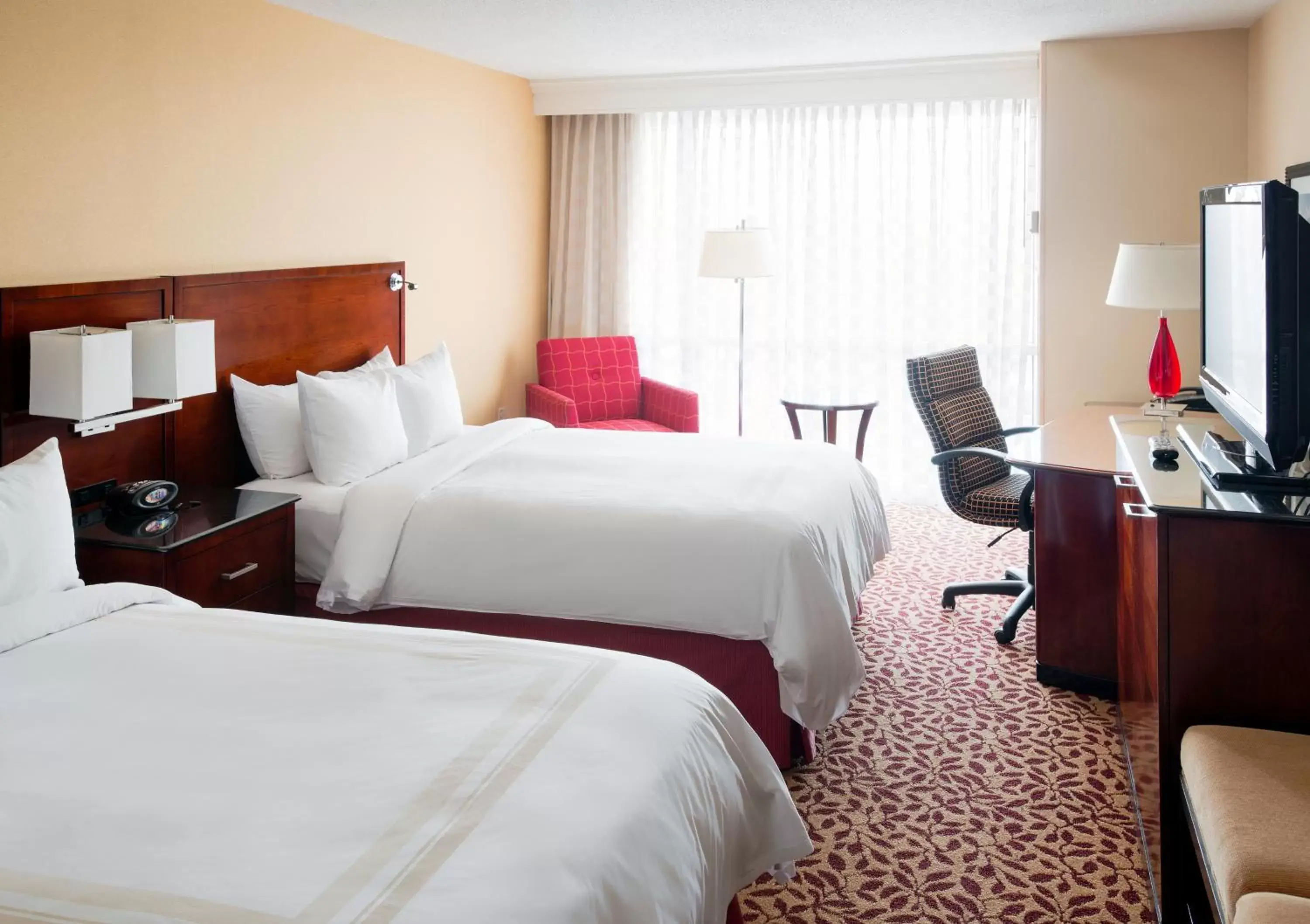 Double Room with Two Double Beds - Mobility Access/Non-Smoking in Wyndham Cleveland Airport Double Room with Two Double Beds - Mobility Access/Non-Smoking in Wyndham Cleveland Airport