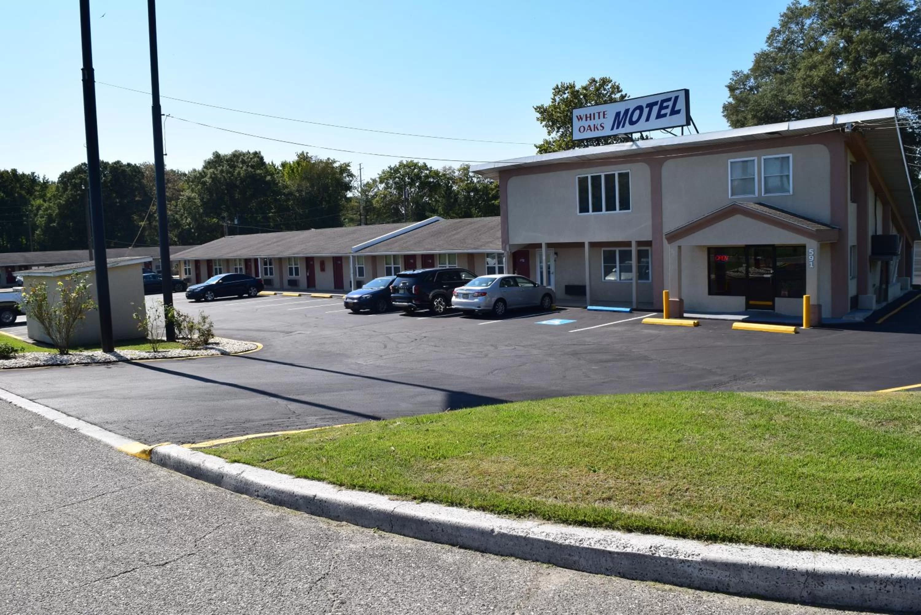 Property building in White Oaks Motel Pennsville/Carneys Point