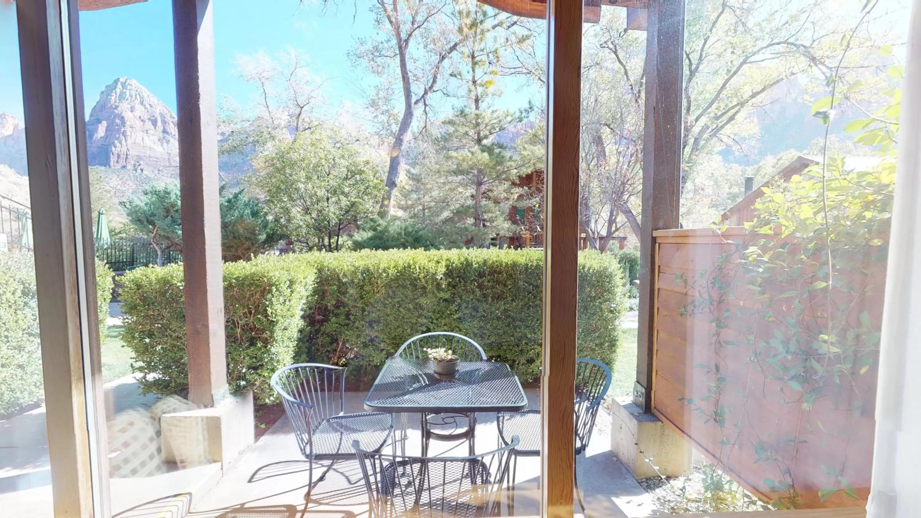 Balcony/Terrace in Flanigan`s Resort and Spa