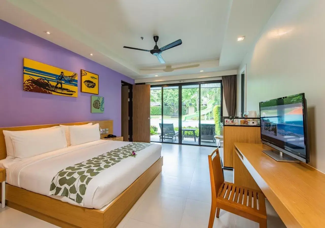Two Bedroom Family Suite with Pool View - Daily Free Mini-bar in Holiday Ao Nang Beach Resort, Krabi Two Bedroom Family Suite with Pool View - Daily Free Mini-bar in Holiday Ao Nang Beach Resort, Krabi