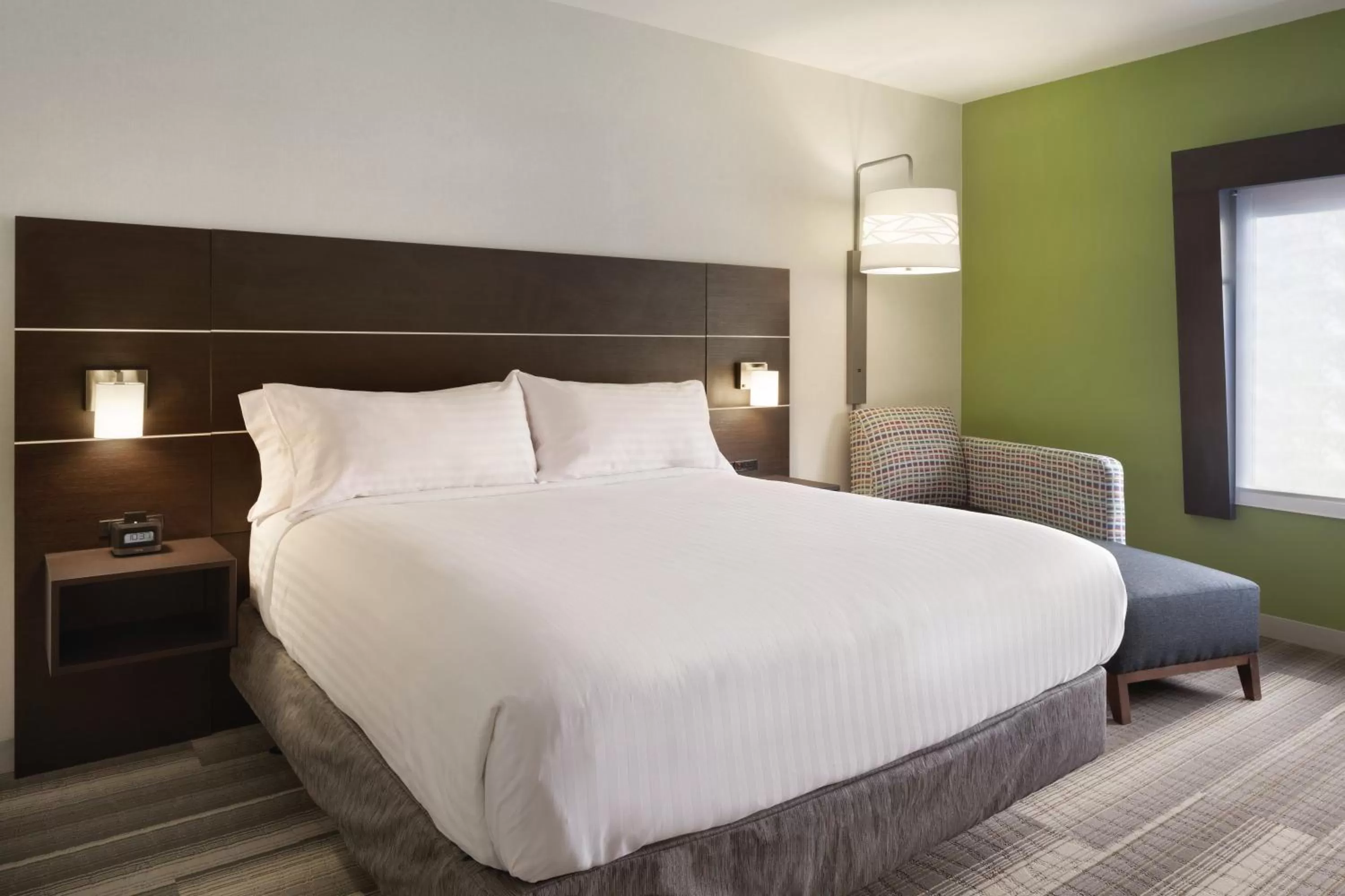 Photo of the whole room, Bed in Holiday Inn Express Atlanta SW - Newnan by IHG