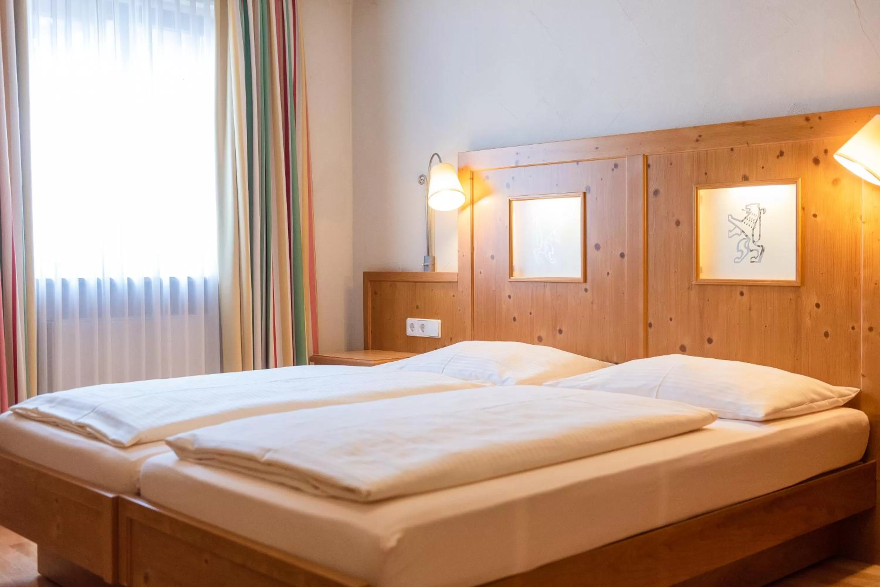 Photo of the whole room, Bed in Hotel zum Löwen