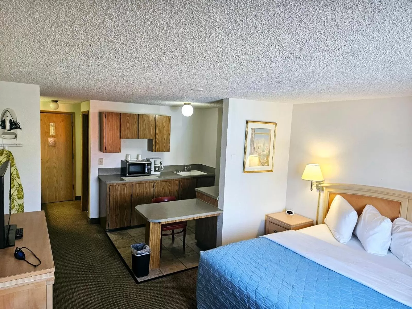 King Studio in Affordable Inns Evanston