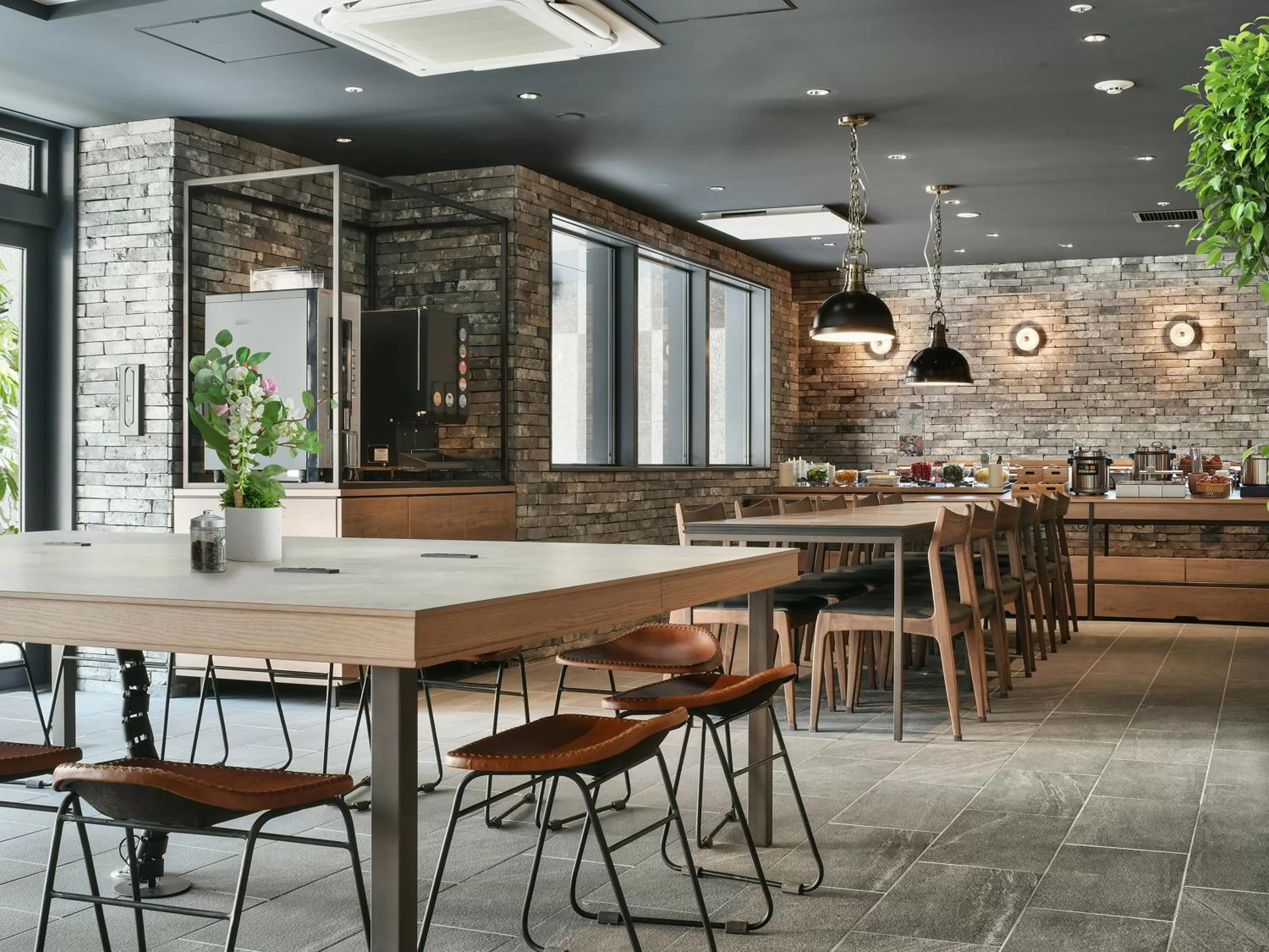 Restaurant/places to eat in VESSEL INN NAMBA