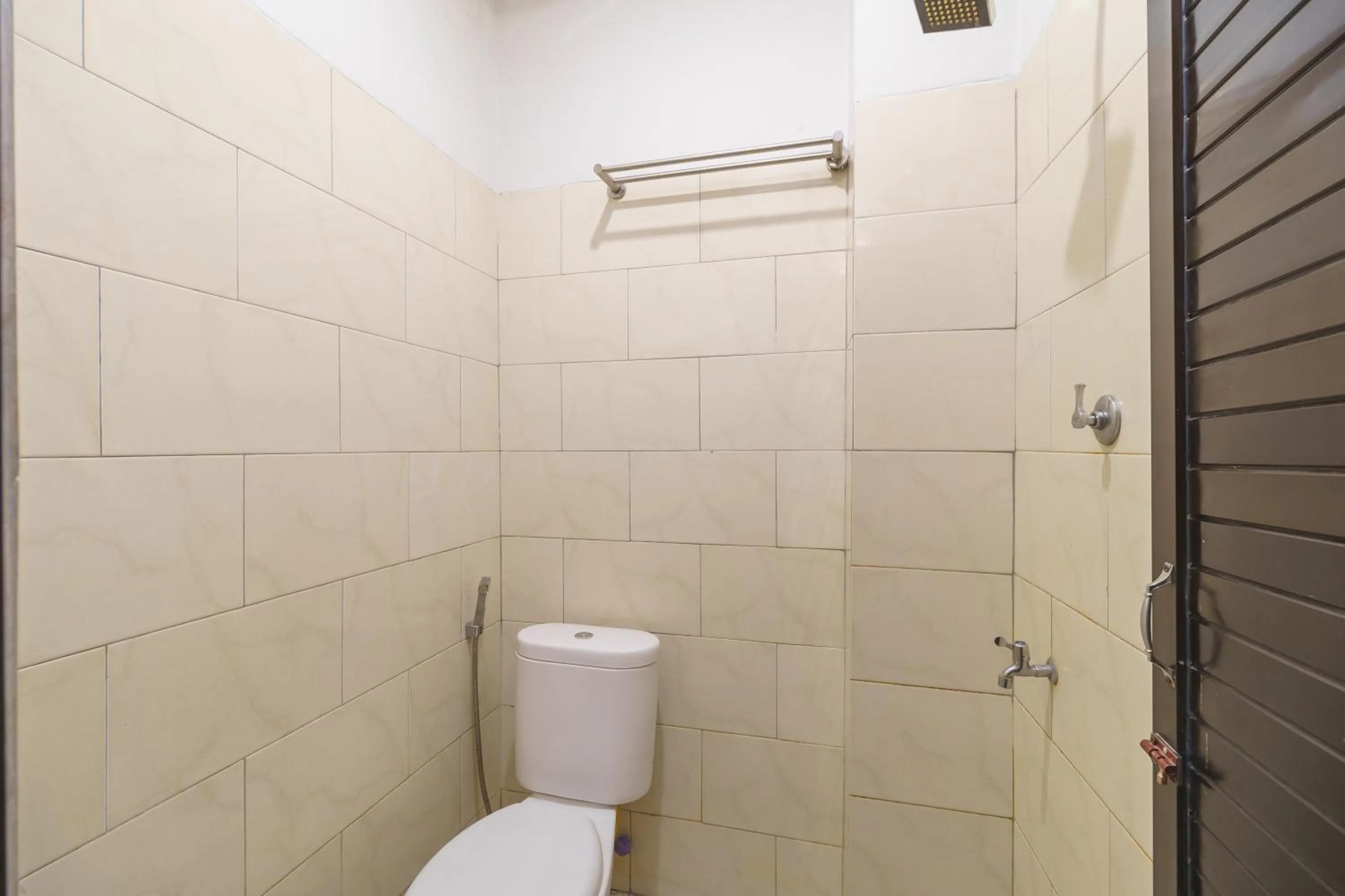 Bathroom in RedDoorz Syariah @ Panglima Nyak Makam Aceh