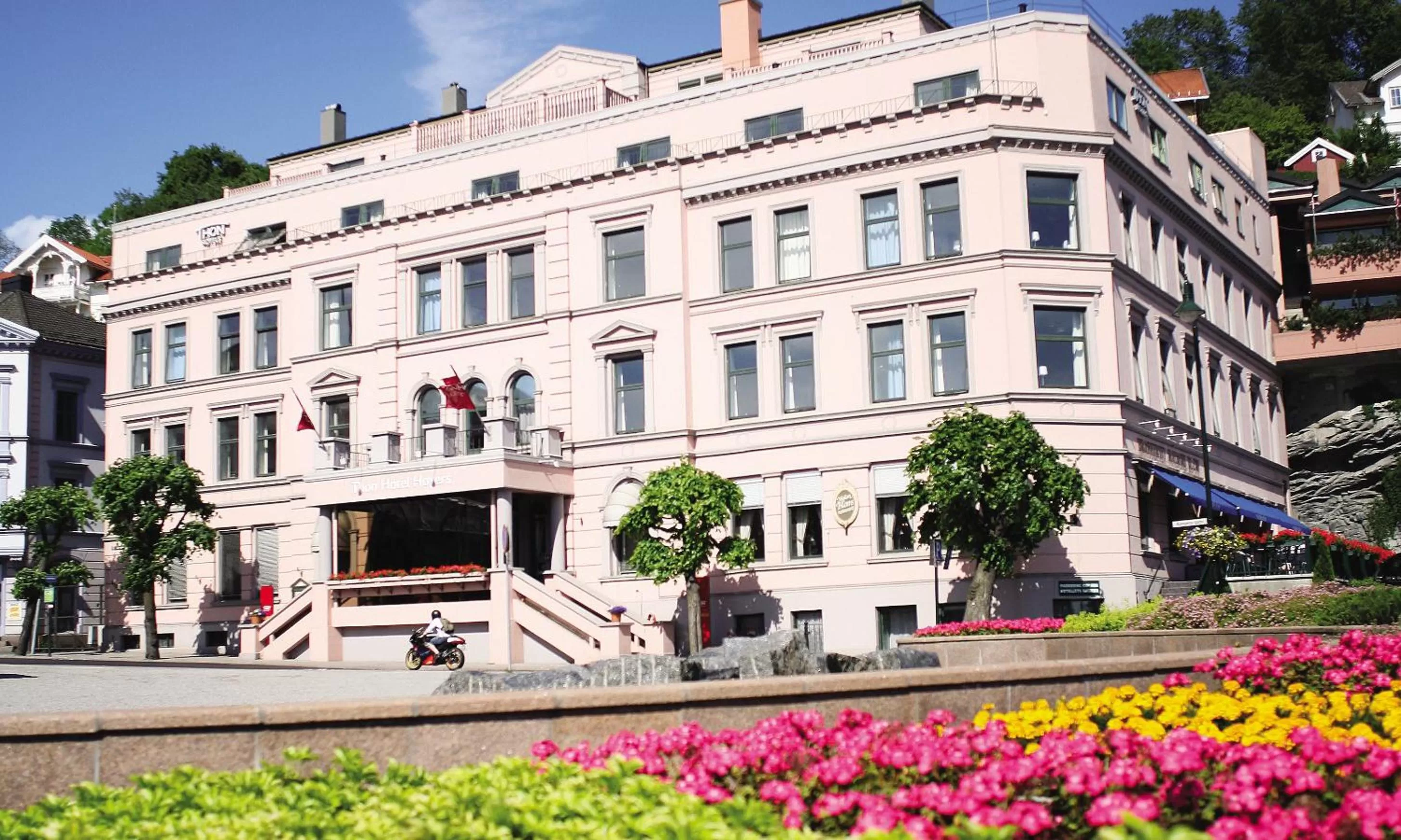 Facade/entrance in Thon Hotel Høyers