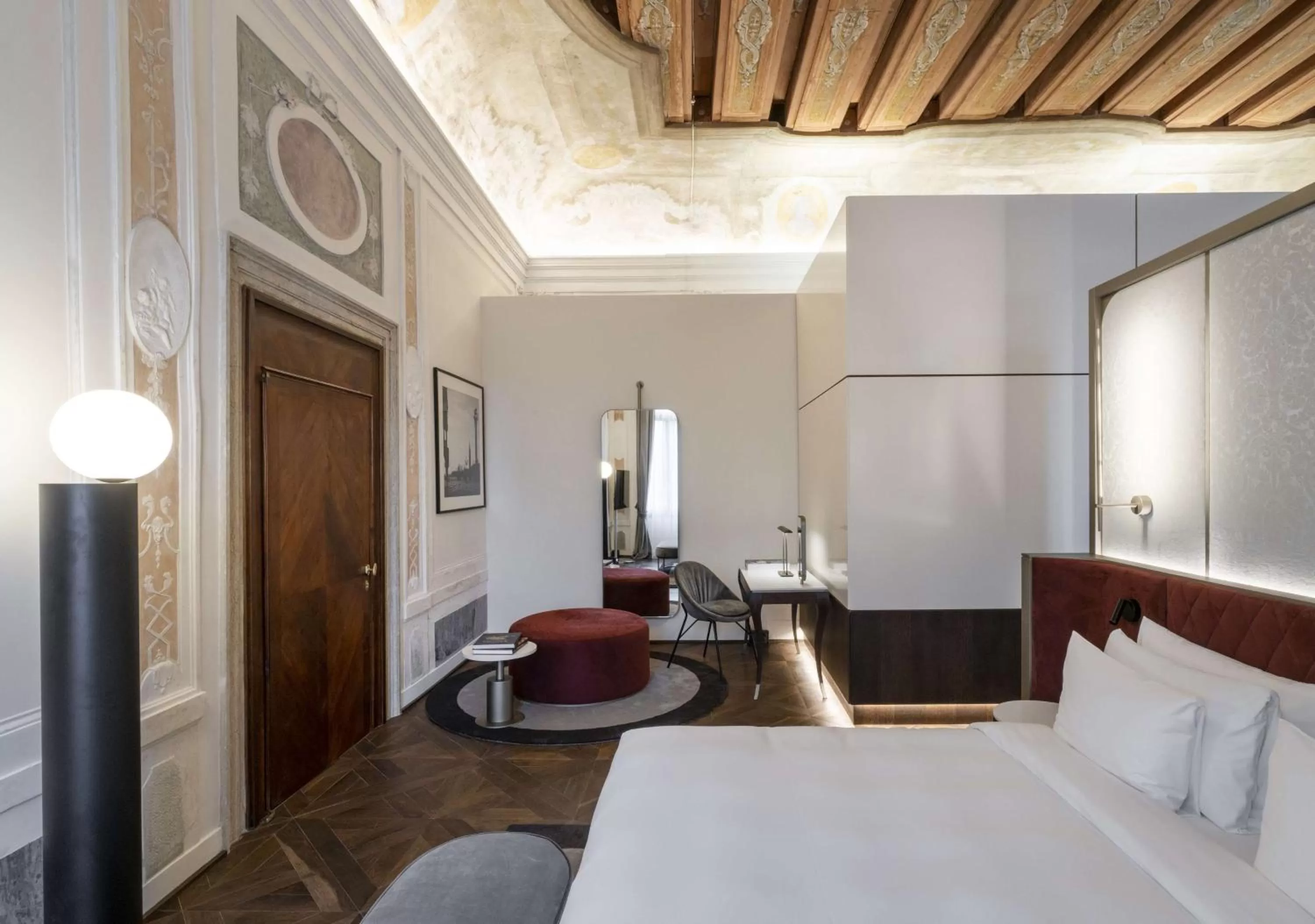 Photo of the whole room, Bed in Radisson Collection Hotel, Palazzo Nani Venice