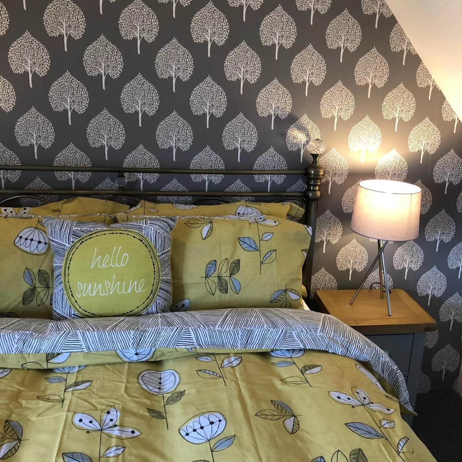 Bedroom, Bed in The Little Angel