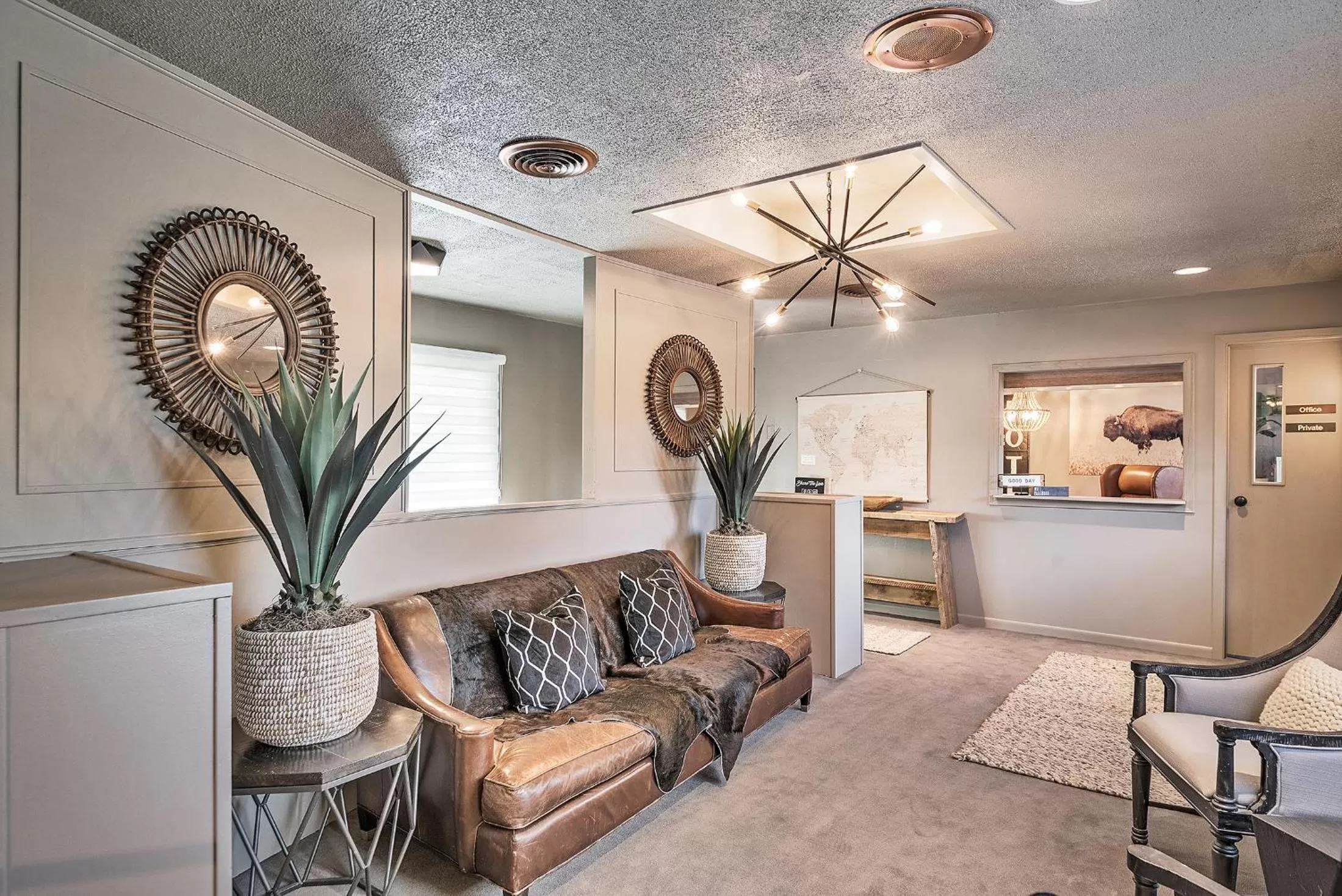 Lobby or reception in Black Forest Inn Bed & Breakfast