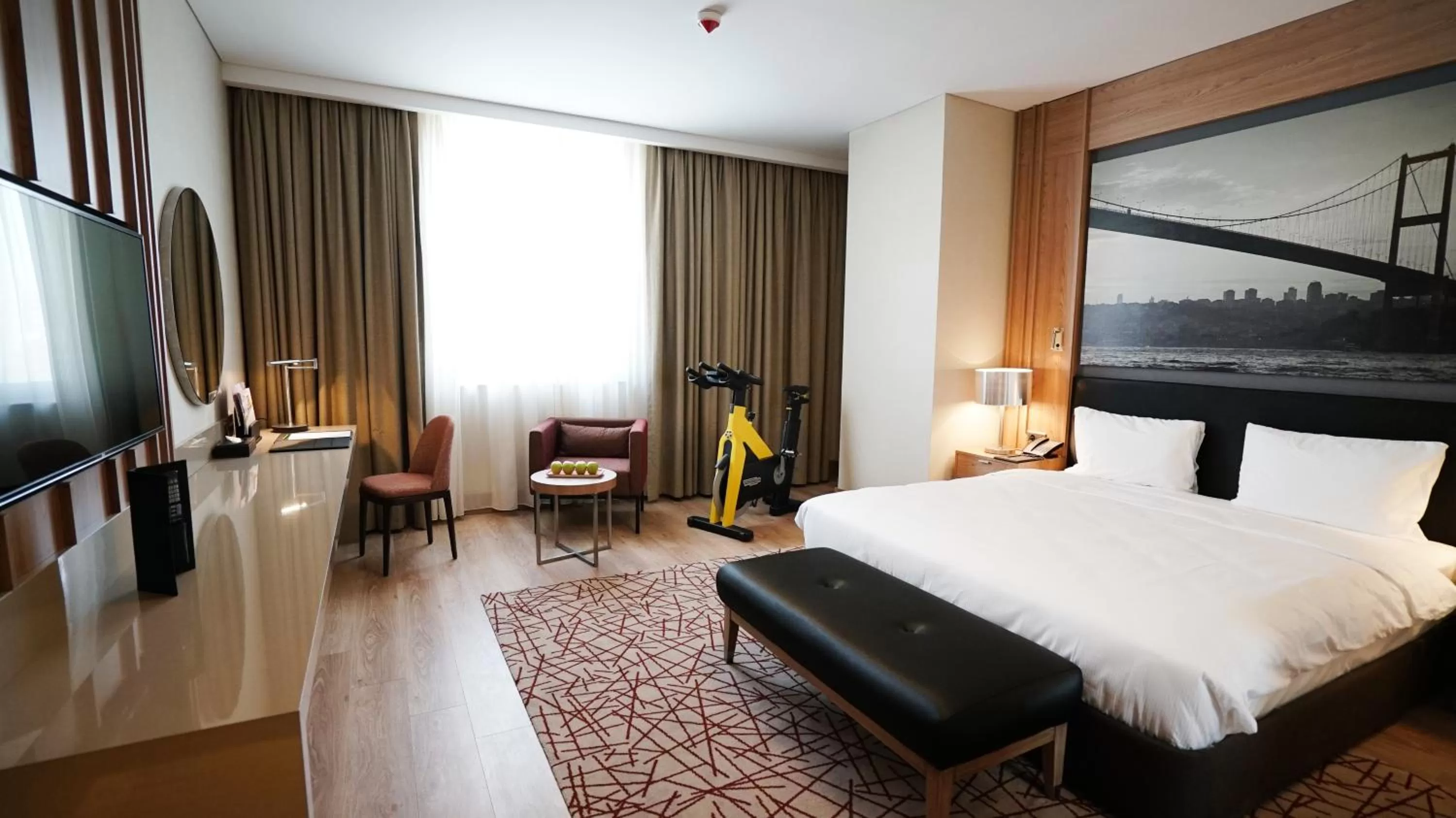 Photo of the whole room, Bed in TRYP by Wyndham Istanbul Basın Ekspres