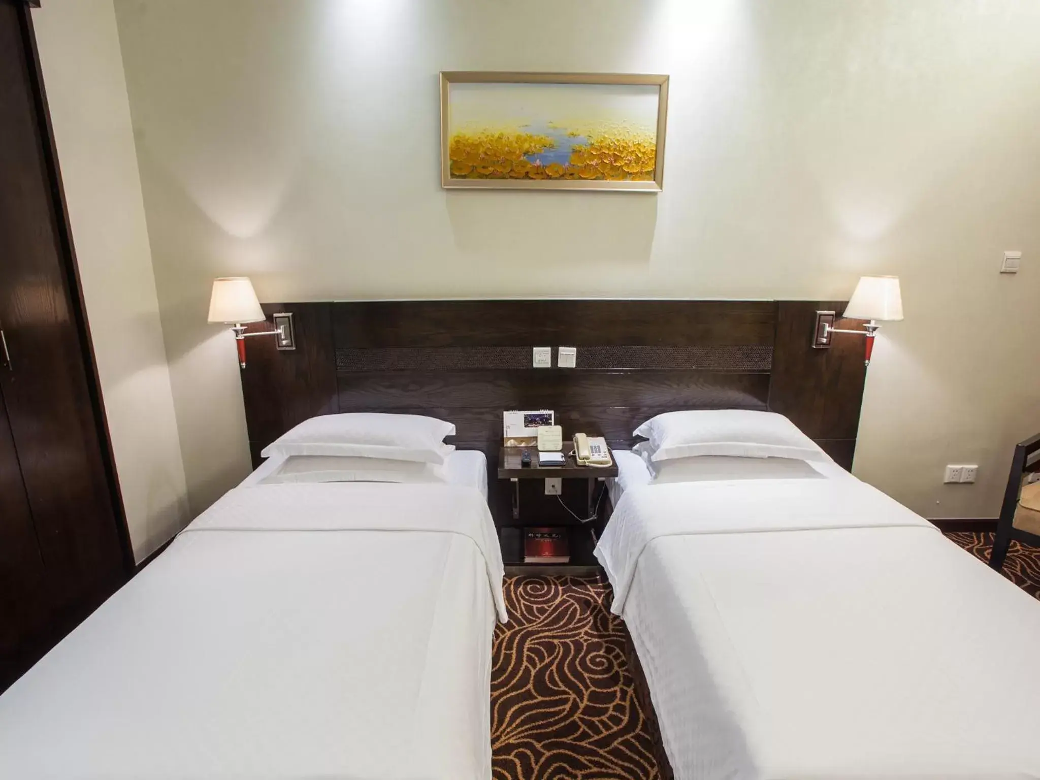 Business Twin Room in Hua Shi Hotel Business Twin Room in Hua Shi Hotel