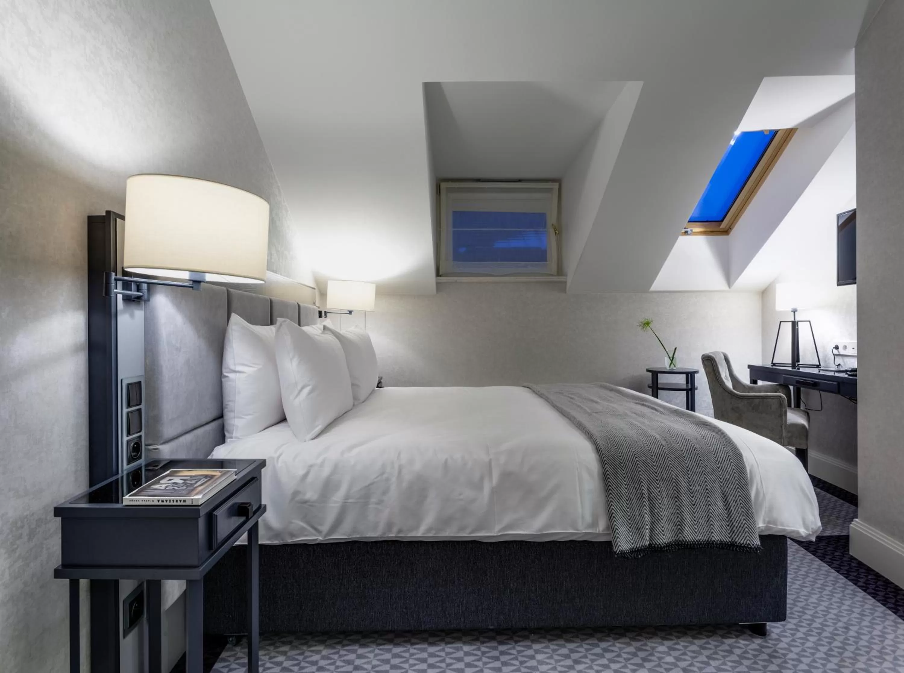 Photo of the whole room, Bed in Hotel Teatro Boutique Old Town - Destigo Hotels