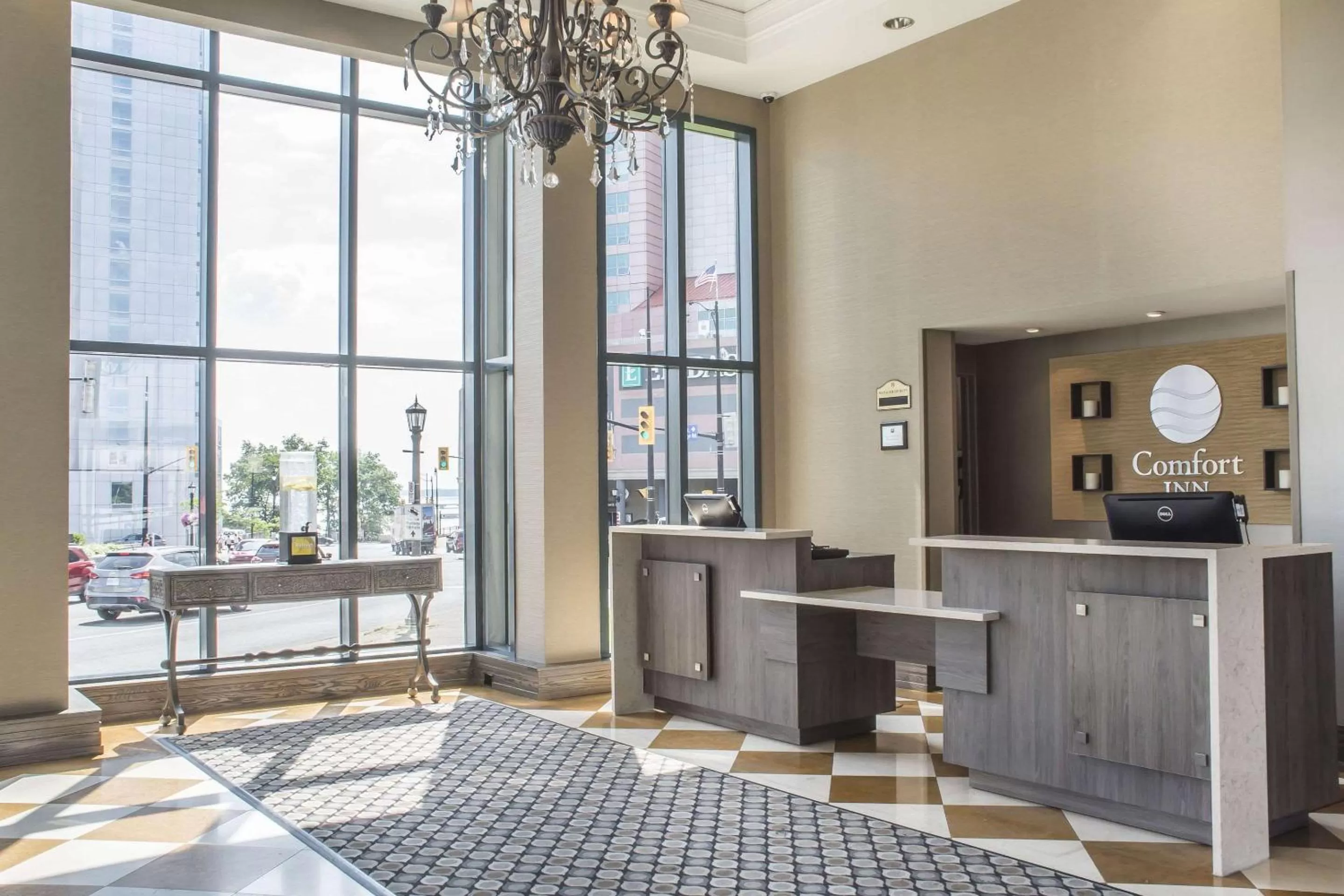 Lobby or reception in Comfort Inn Fallsview