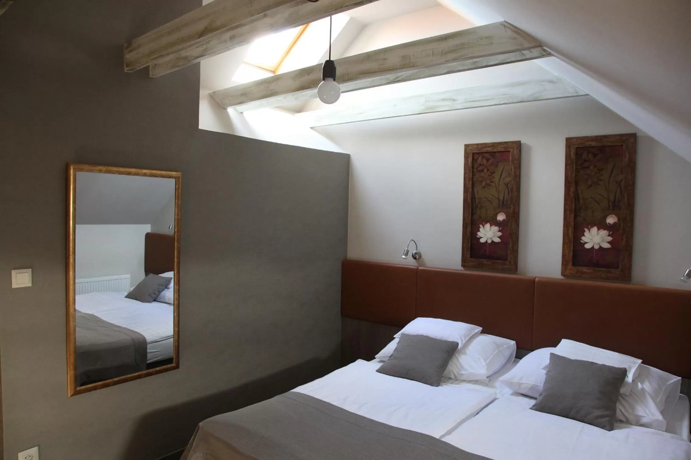 Bed in Portré Panzió